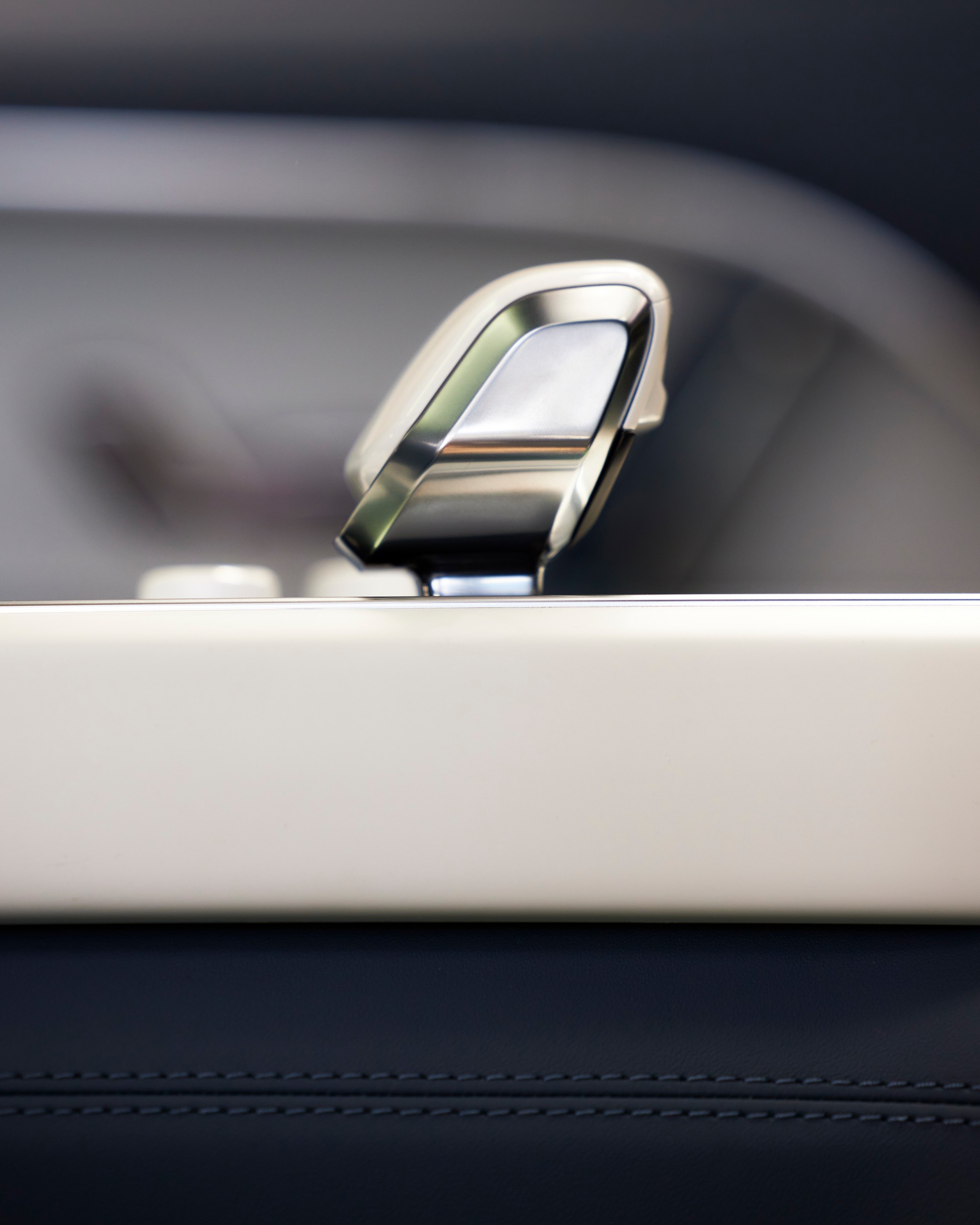 2023 Range Rover SV Carmel Edition Is A $345,000 Ultra-Exclusive, Ultra-Luxury SUV