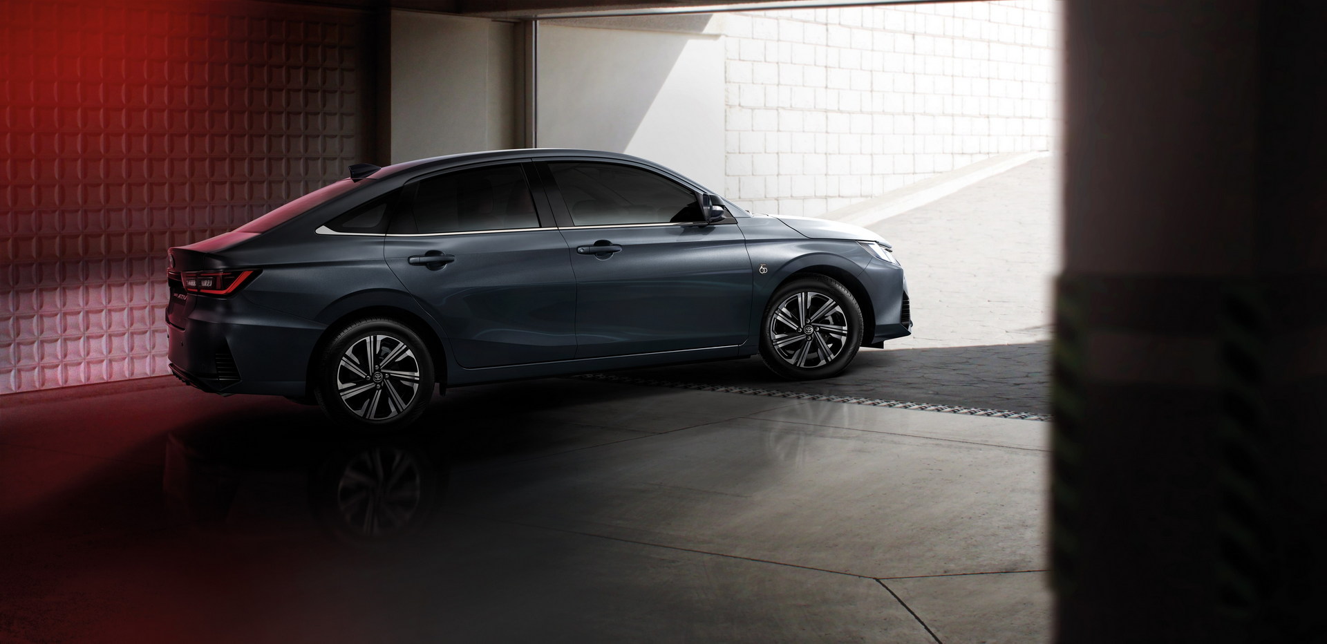 New Toyota Yaris Ativ / Vios Small Sedan Debuts In Thailand Looking Like A Baby Corolla