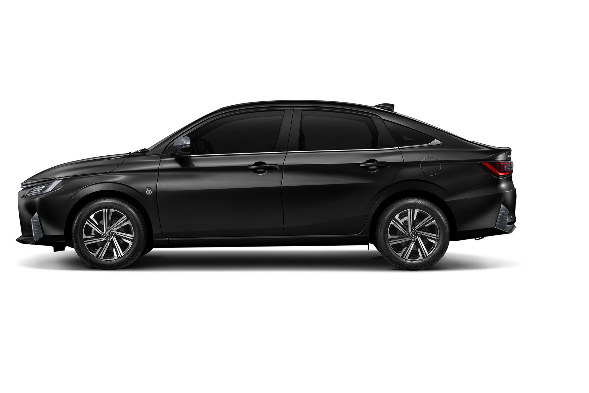 New Toyota Yaris Ativ / Vios Small Sedan Debuts In Thailand Looking Like A Baby Corolla