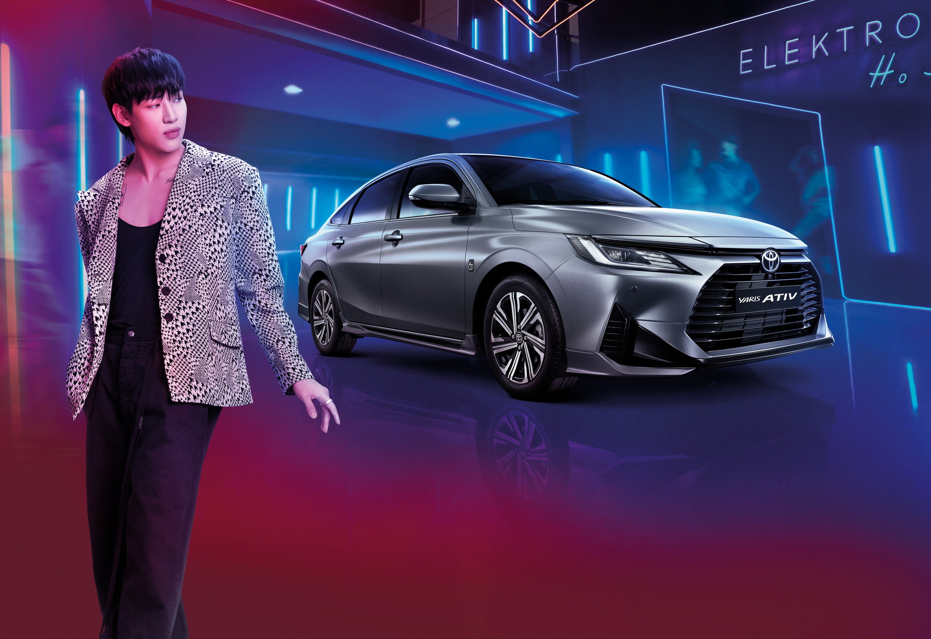 New Toyota Yaris Ativ / Vios Small Sedan Debuts In Thailand Looking Like A Baby Corolla