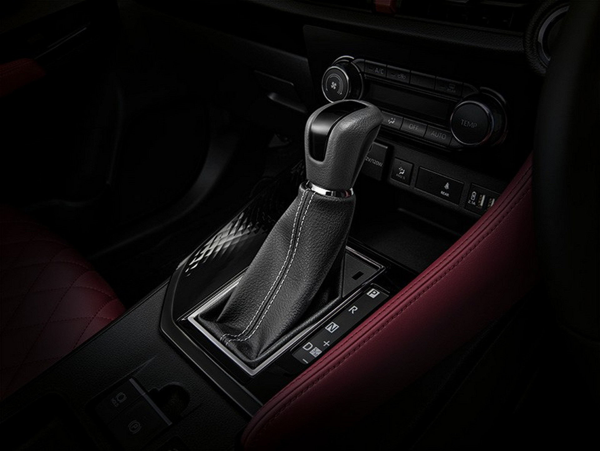 New Toyota Yaris Ativ / Vios Small Sedan Debuts In Thailand Looking Like A Baby Corolla