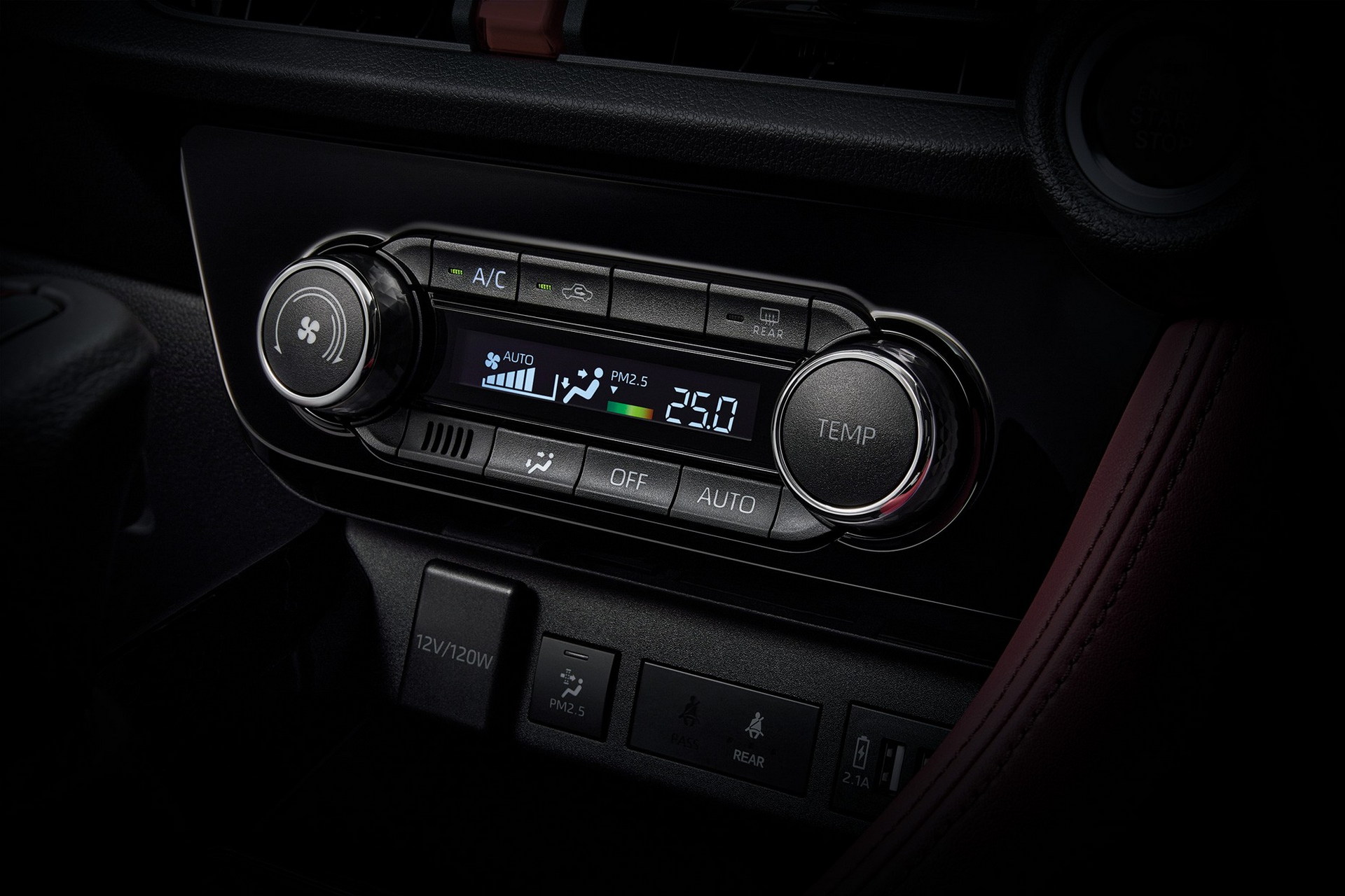 New Toyota Yaris Ativ / Vios Small Sedan Debuts In Thailand Looking Like A Baby Corolla