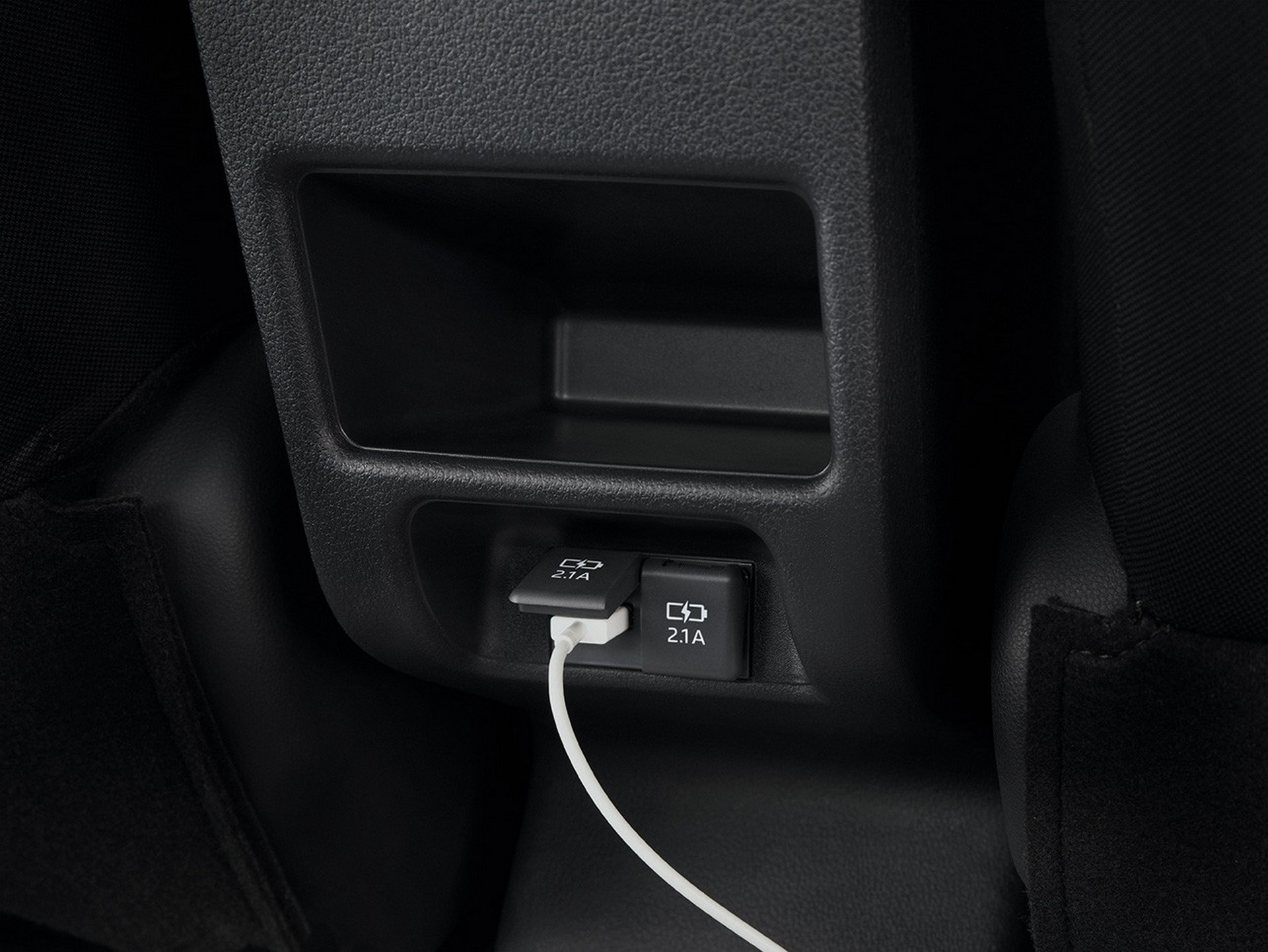 New Toyota Yaris Ativ / Vios Small Sedan Debuts In Thailand Looking Like A Baby Corolla