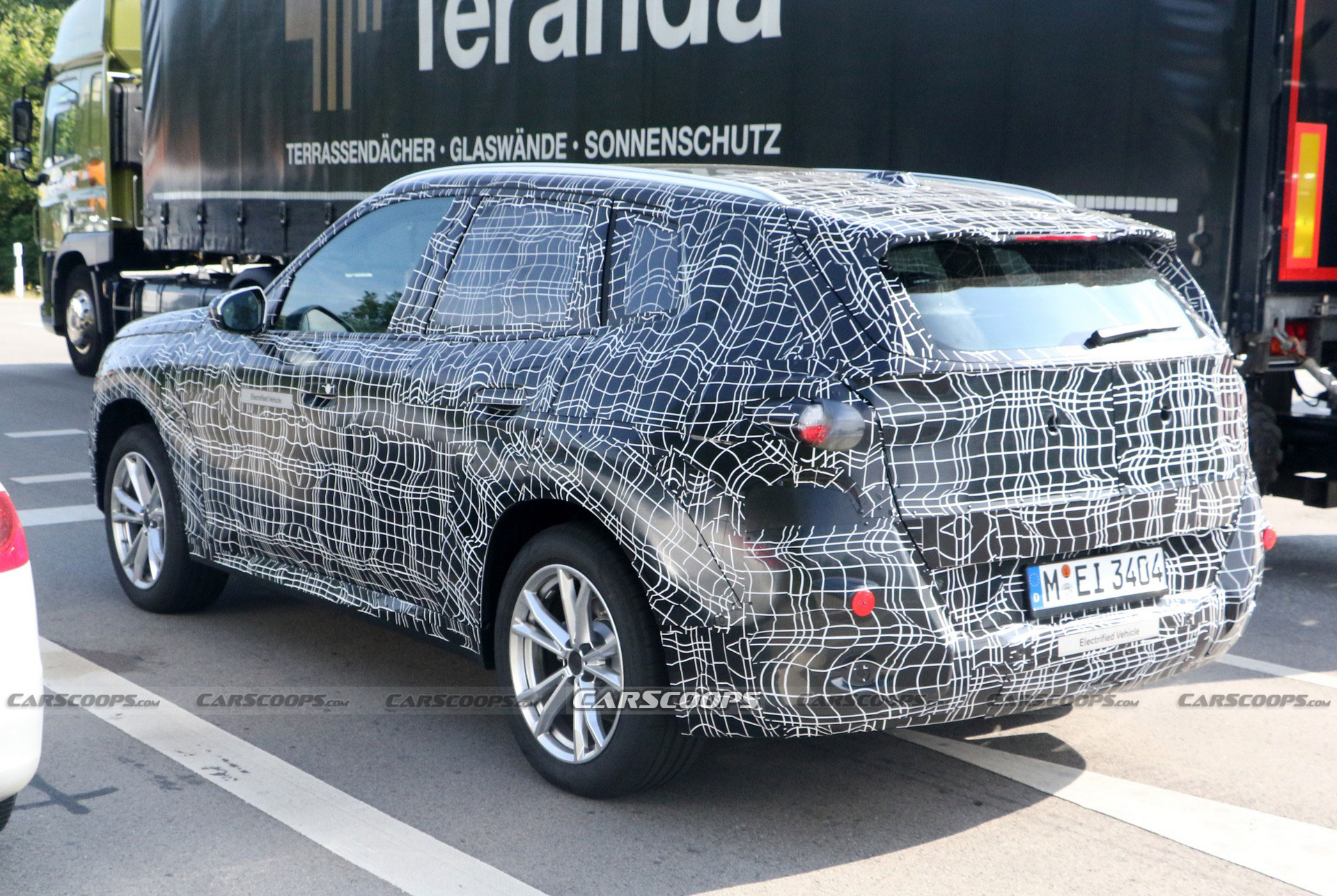2024 BMW X3 Plug-In Hybrid Spied As Model Embraces Electrification