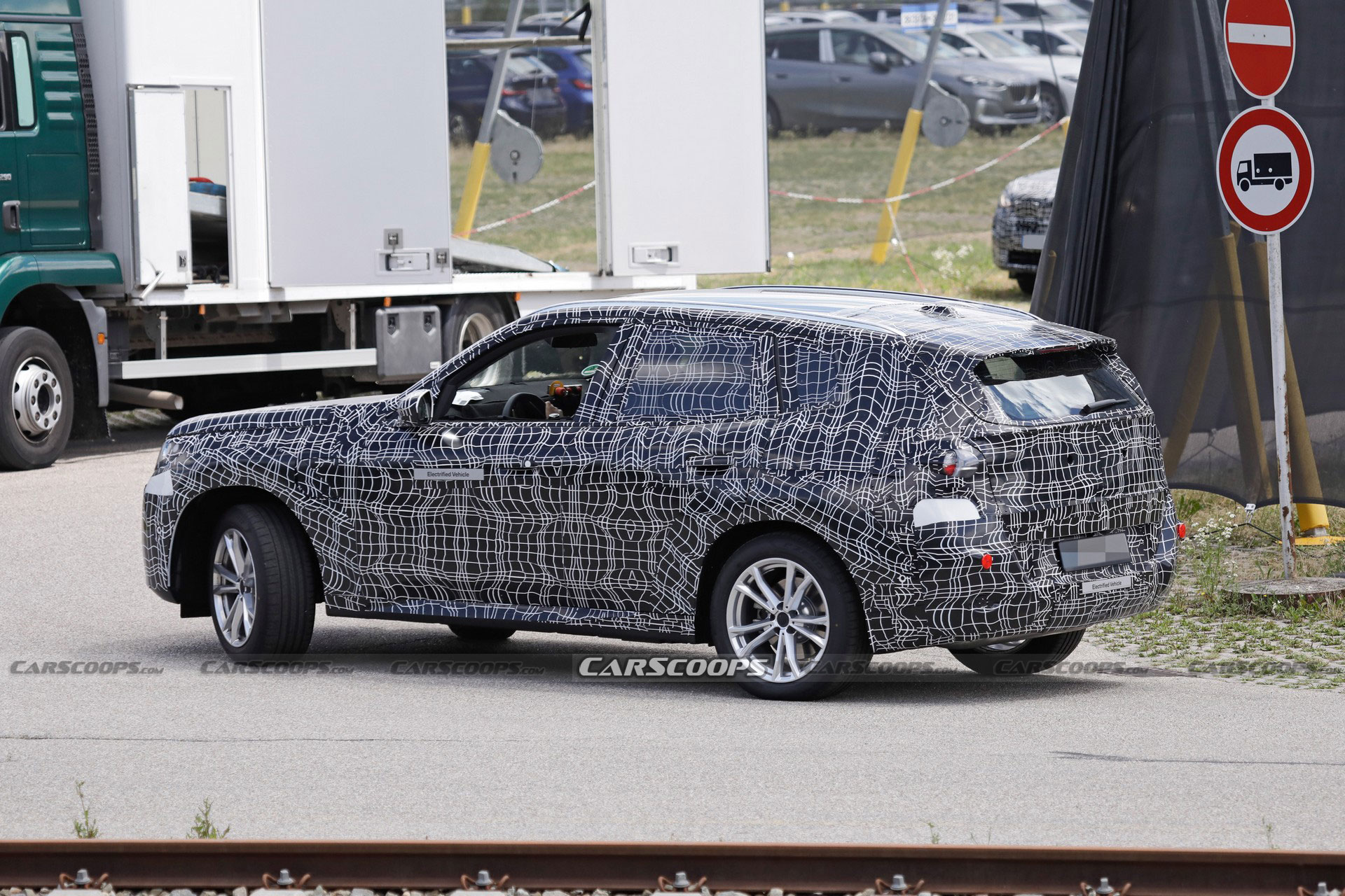 2024 BMW X3 Plug-In Hybrid Spied As Model Embraces Electrification
