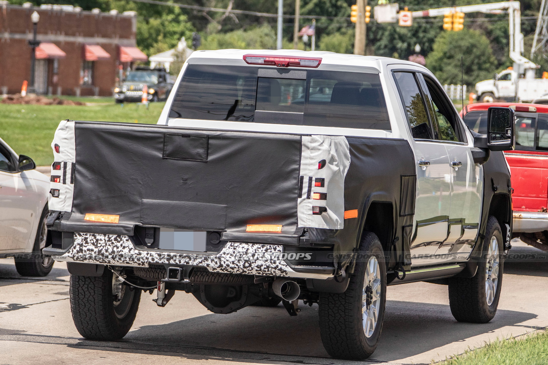 2024 Chevrolet Silverado HD Scooped Both Inside And Out