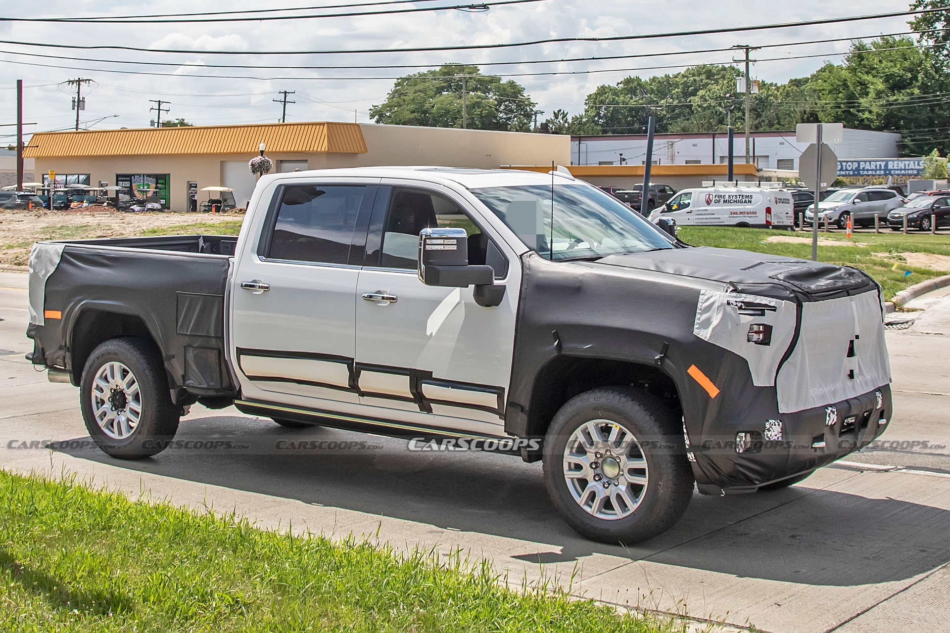 2024 Chevrolet Silverado HD Scooped Both Inside And Out