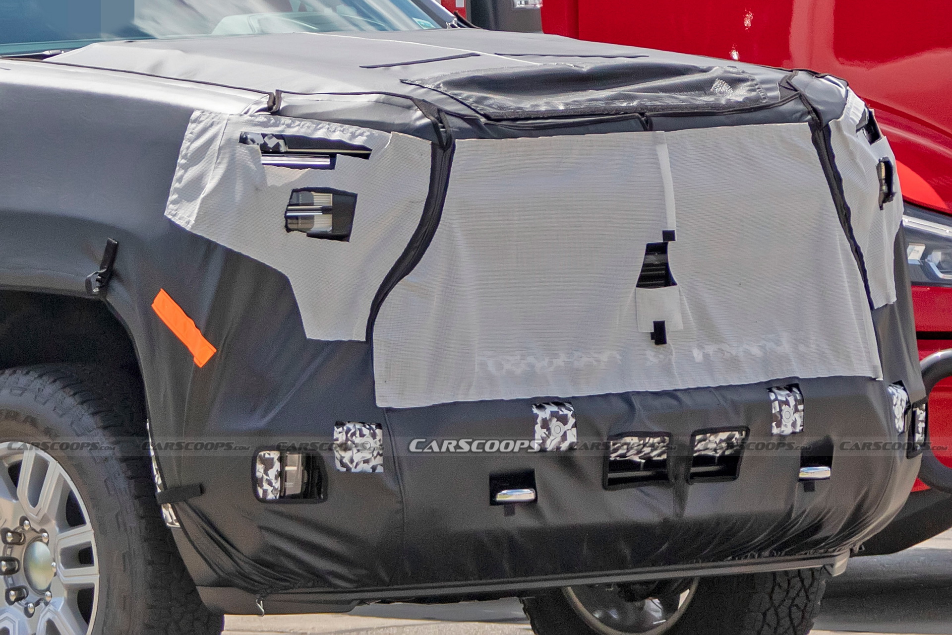 2024 Chevrolet Silverado HD Scooped Both Inside And Out