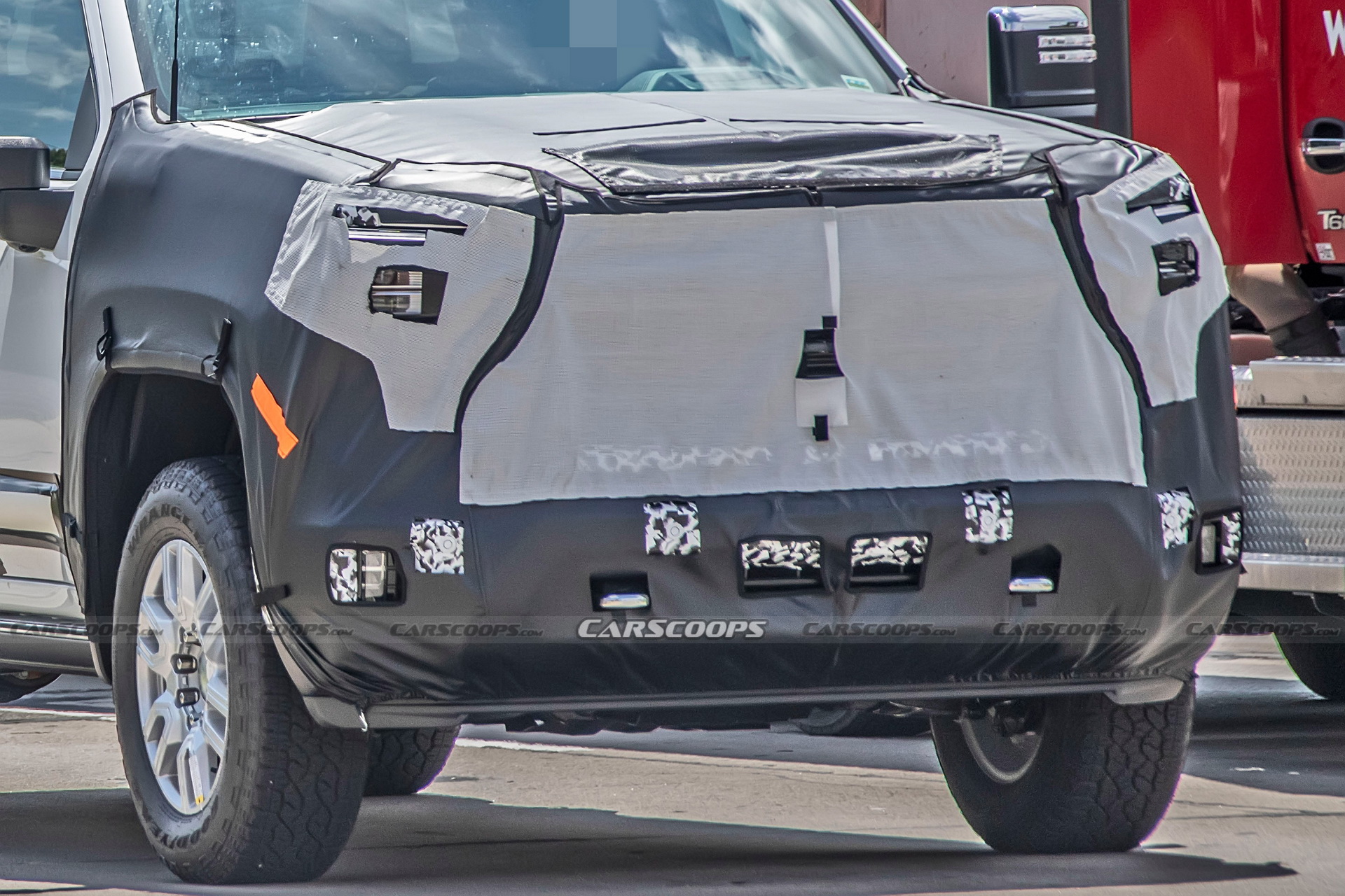 2024 Chevrolet Silverado HD Scooped Both Inside And Out