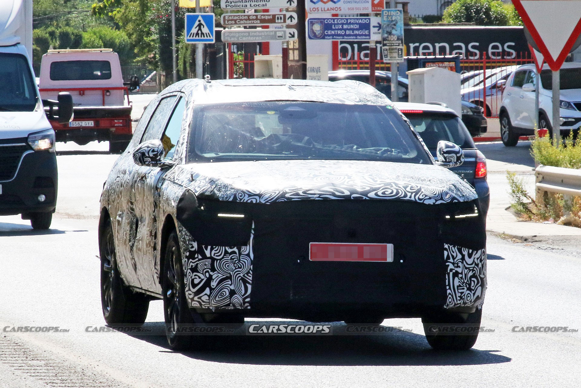 Ford Fusion Active Spied In Europe With Two Slightly Different Designs