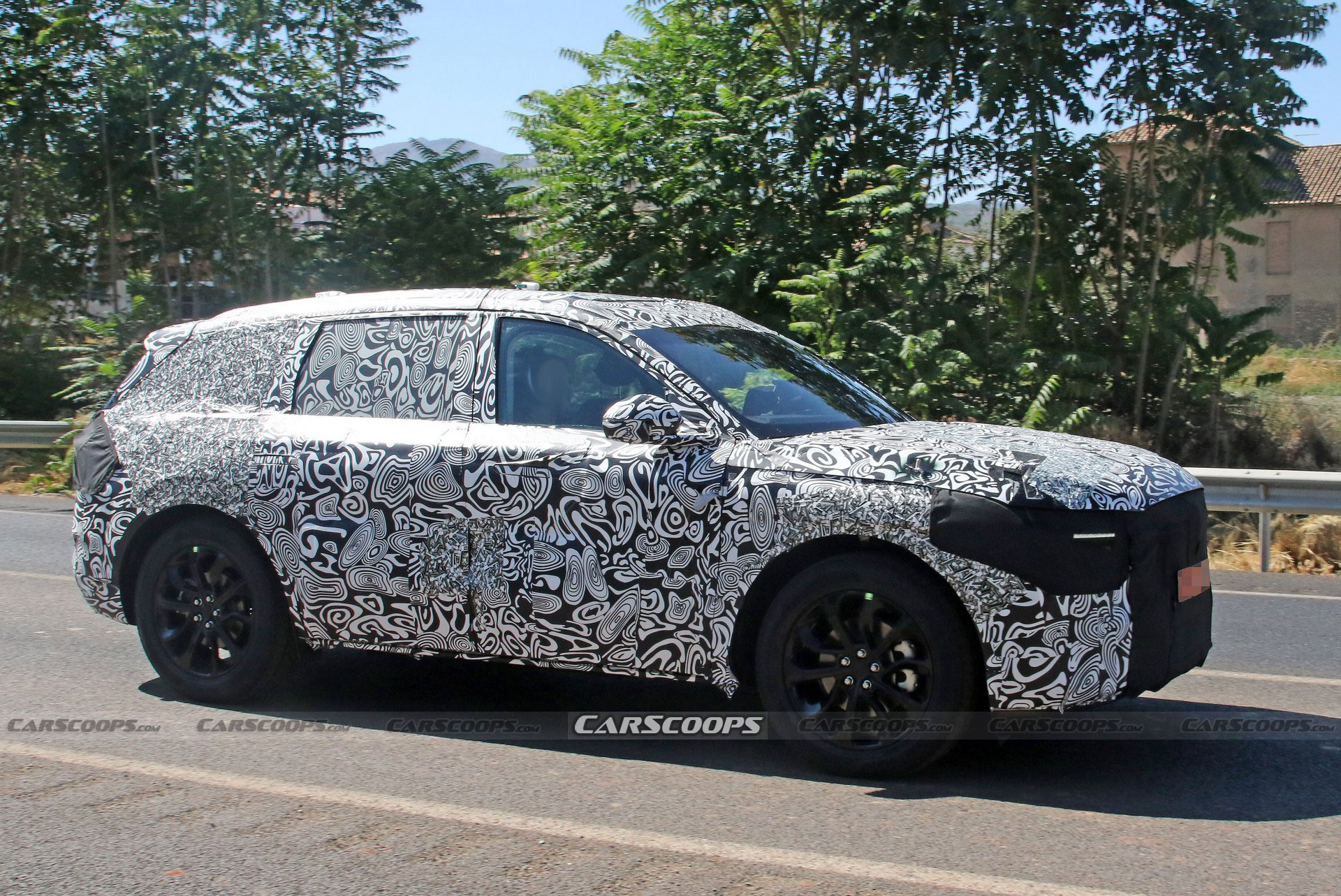 Ford Fusion Active Spied In Europe With Two Slightly Different Designs