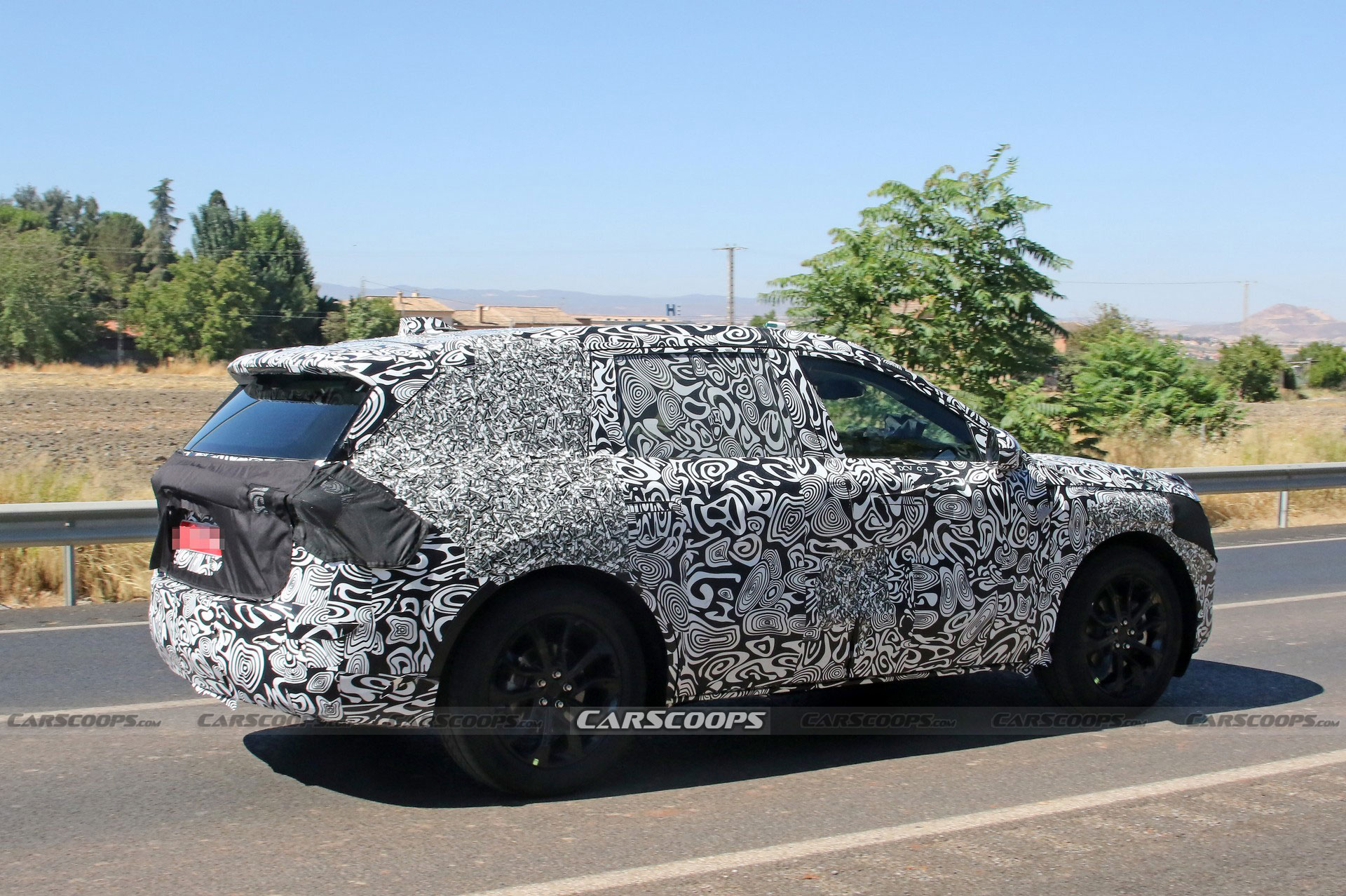 Ford Fusion Active Spied In Europe With Two Slightly Different Designs