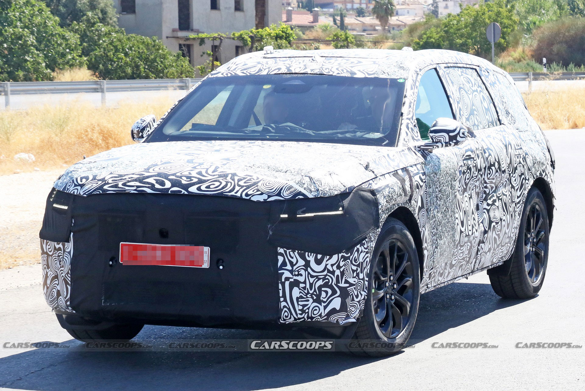 Ford Fusion Active Spied In Europe With Two Slightly Different Designs