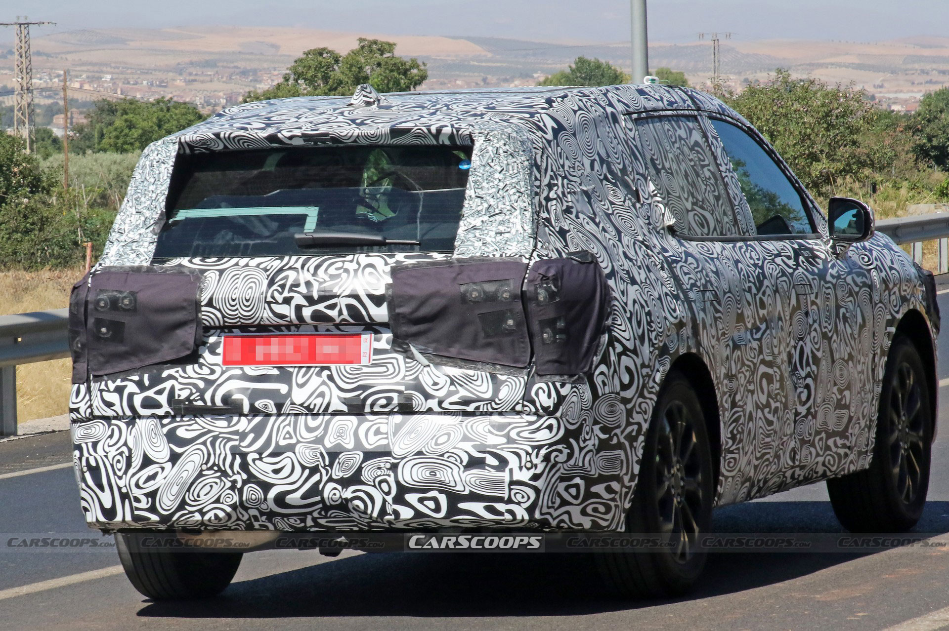 Ford Fusion Active Spied In Europe With Two Slightly Different Designs