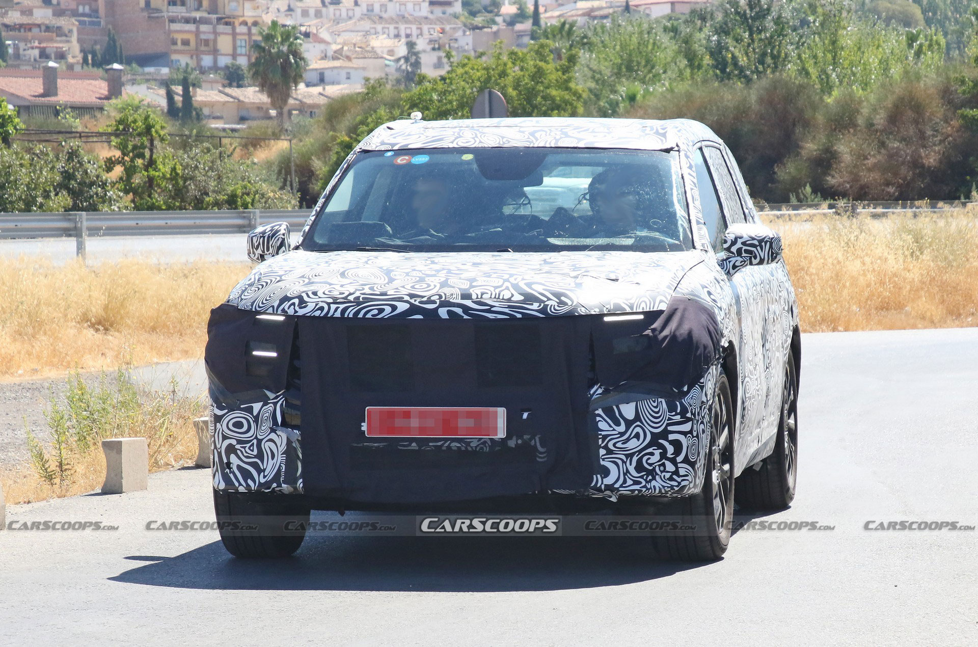 Ford Fusion Active Spied In Europe With Two Slightly Different Designs