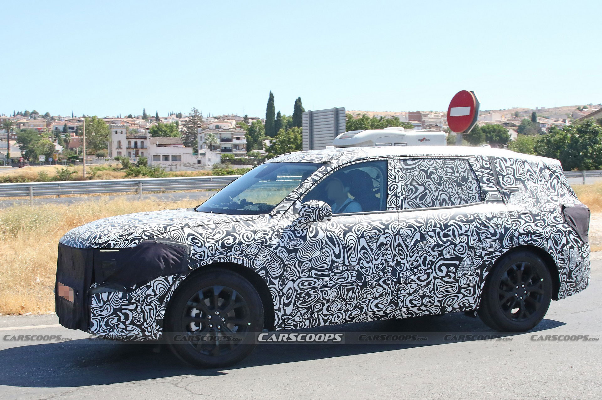 Ford Fusion Active Spied In Europe With Two Slightly Different Designs