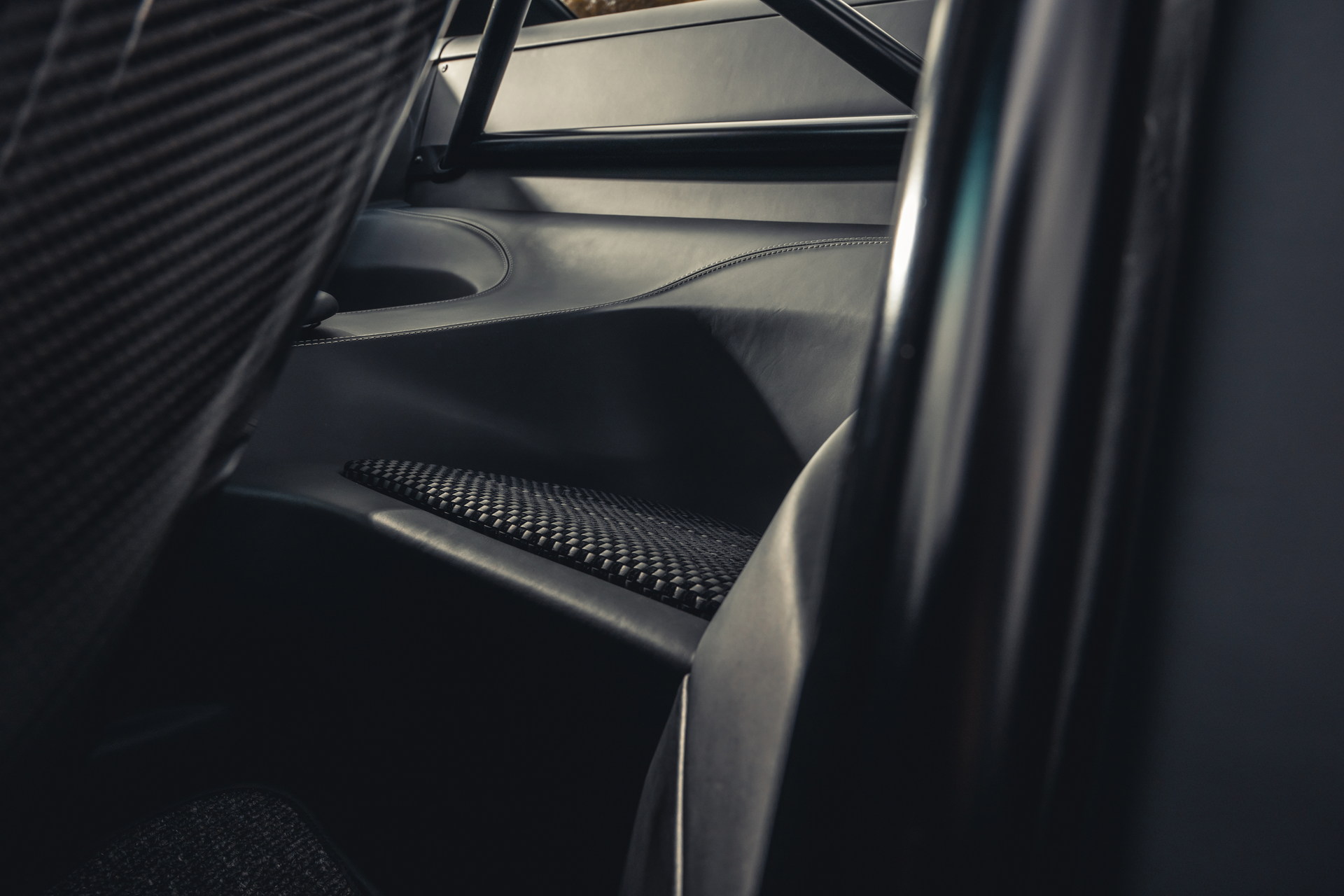 Autoart 993R By Paul Stephens Is A Modernized Porsche 993