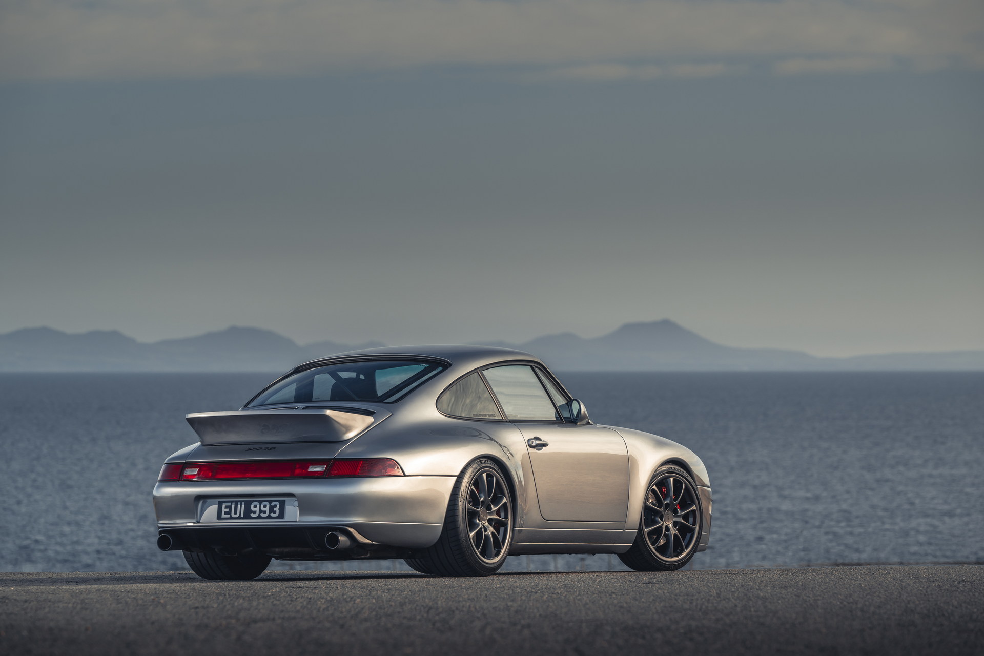 Autoart 993R By Paul Stephens Is A Modernized Porsche 993