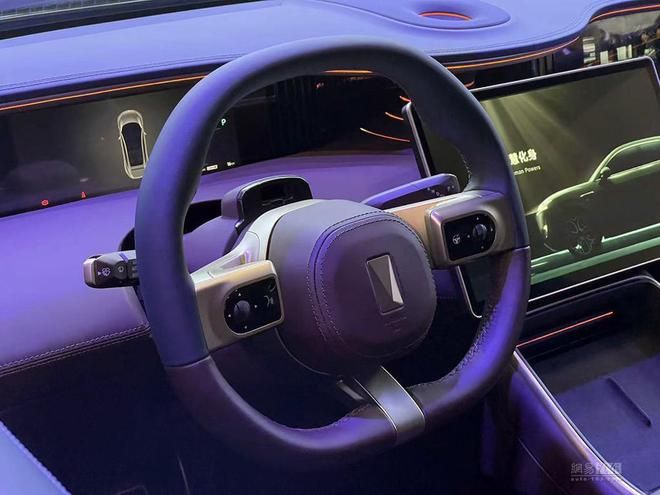 Avatr 11 Launches In China With 578 HP And Up To 422 Miles Of Range