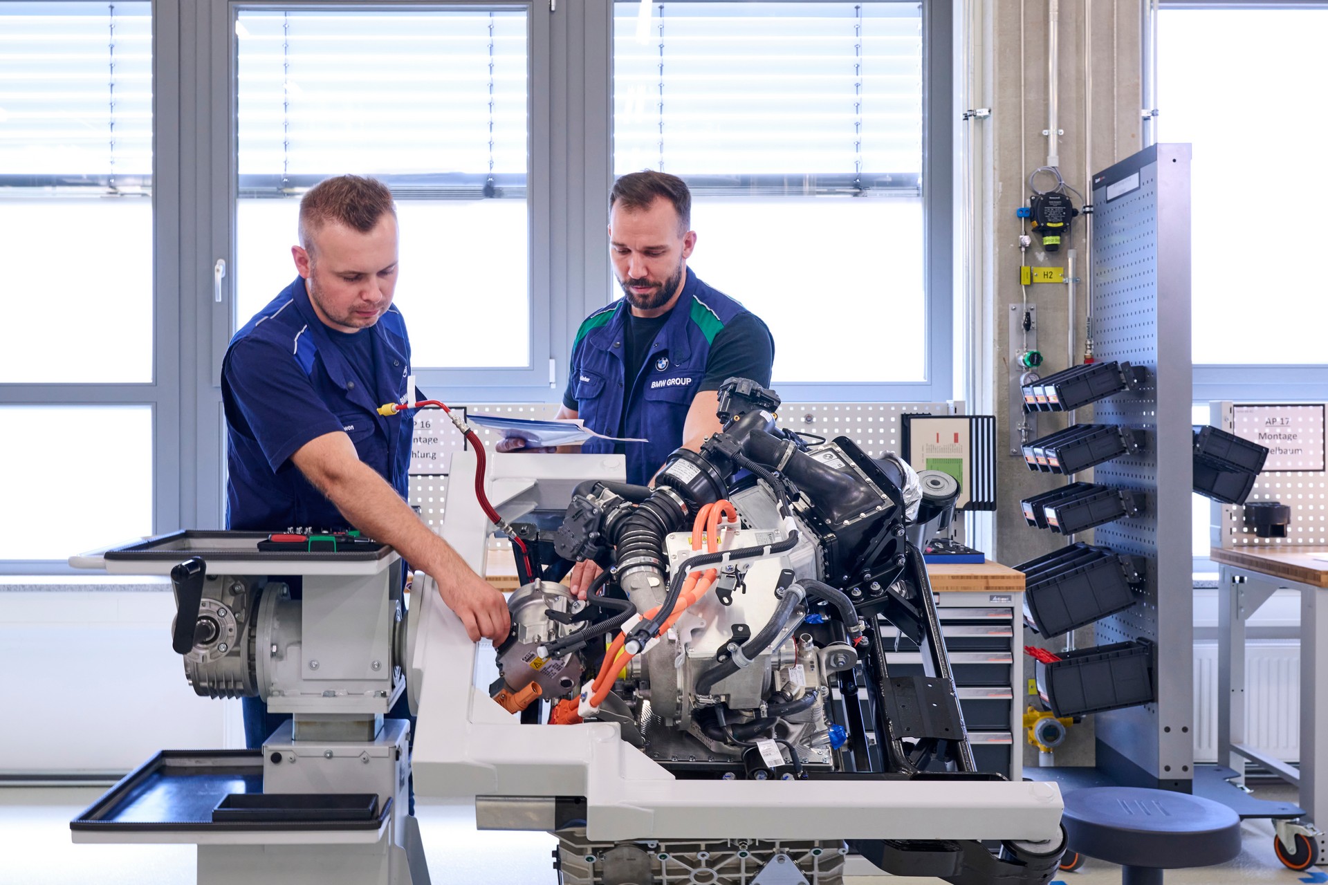 BMW Begins Production Of Fuel Cell Powertrains, Will Be Used On The iX5 Hydrogen