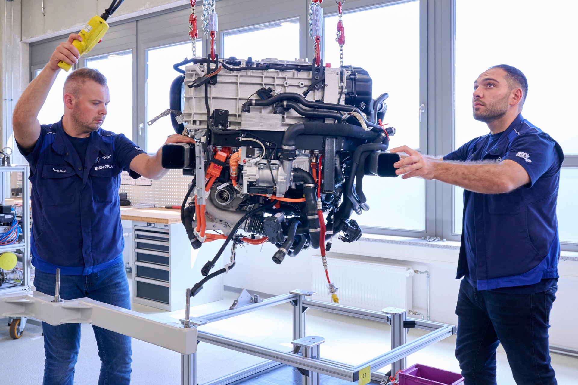 BMW Begins Production Of Fuel Cell Powertrains, Will Be Used On The iX5 Hydrogen