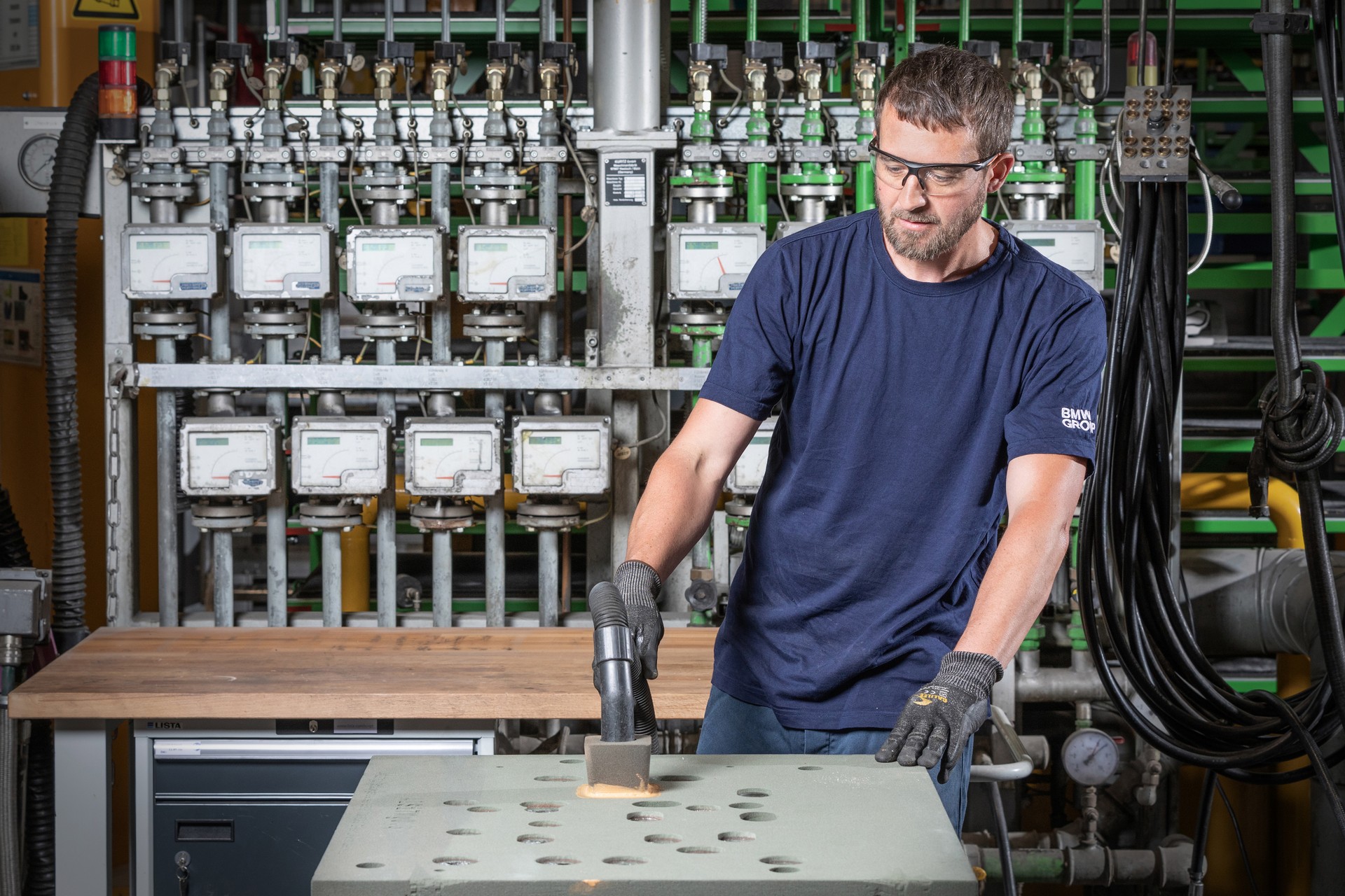 BMW Begins Production Of Fuel Cell Powertrains, Will Be Used On The iX5 Hydrogen