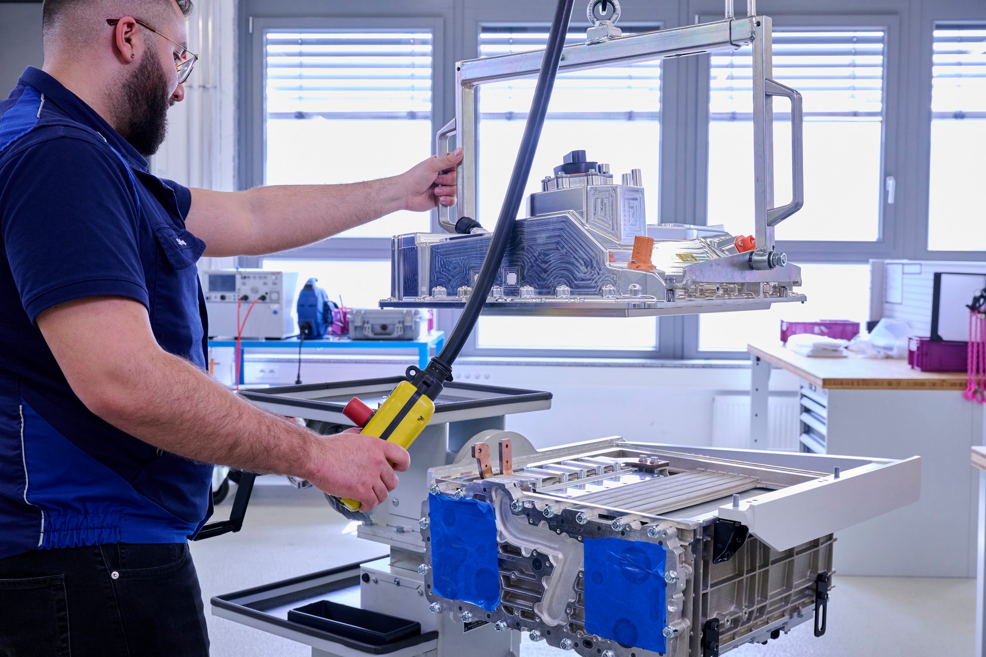 BMW Begins Production Of Fuel Cell Powertrains, Will Be Used On The iX5 Hydrogen