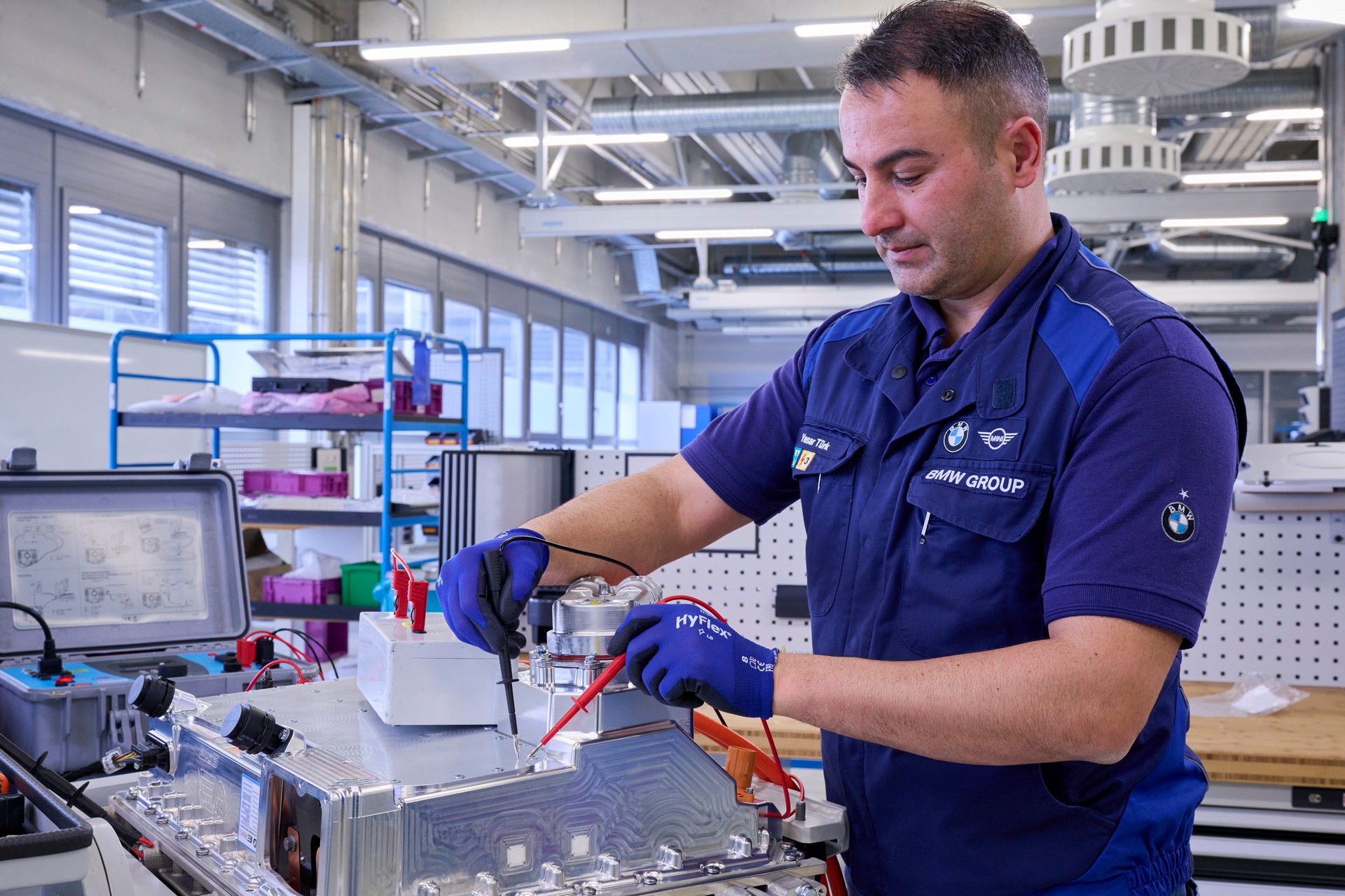 BMW Begins Production Of Fuel Cell Powertrains, Will Be Used On The iX5 Hydrogen