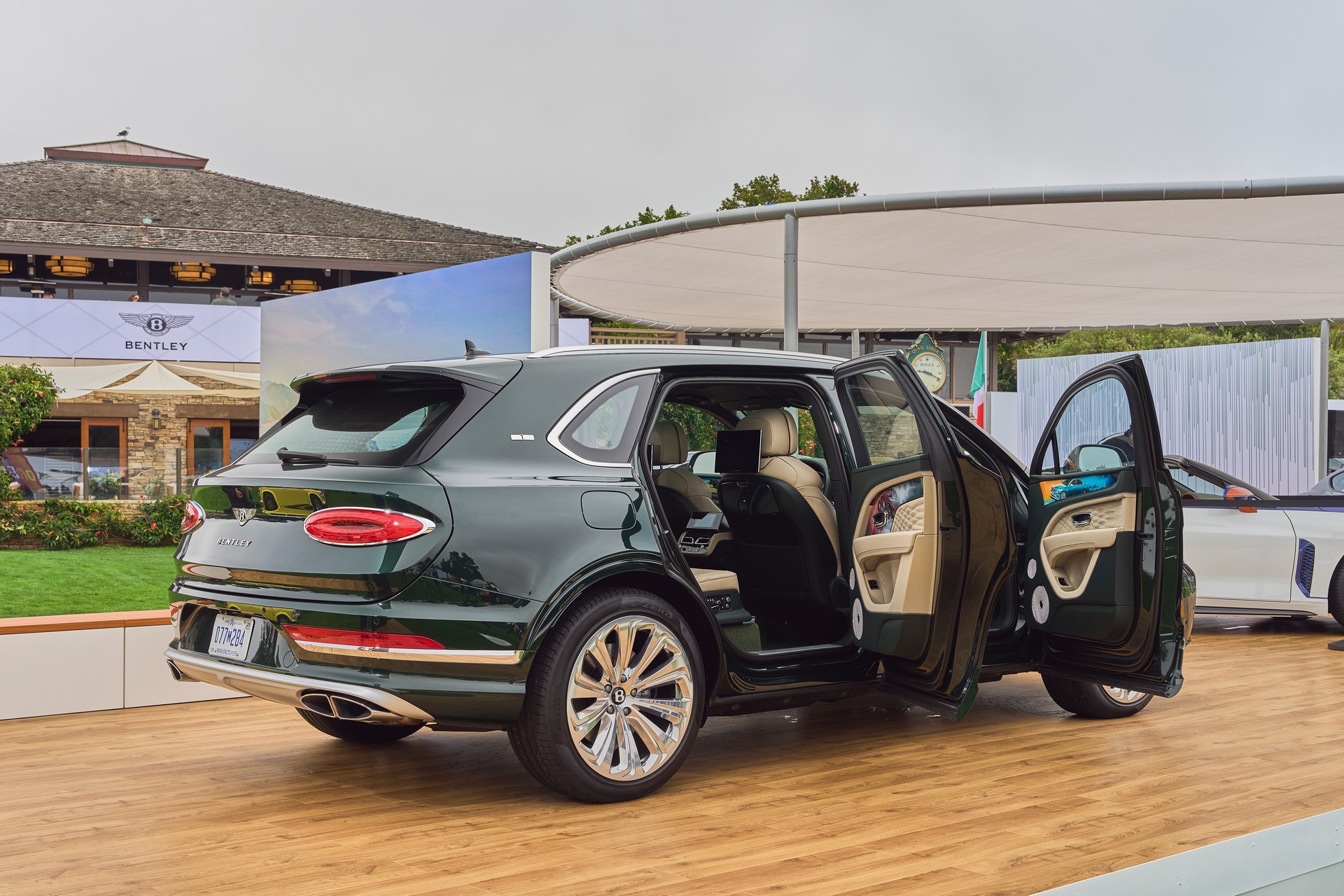 Bentley Bentayga EWB Mulliner Gallery Debuts As A Mobile Art Show