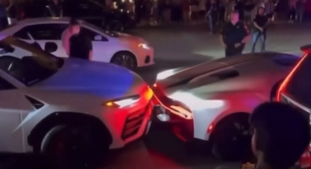  Lamborghini Urus Bumps On Bugatti Chiron Owned By Bad Bunny