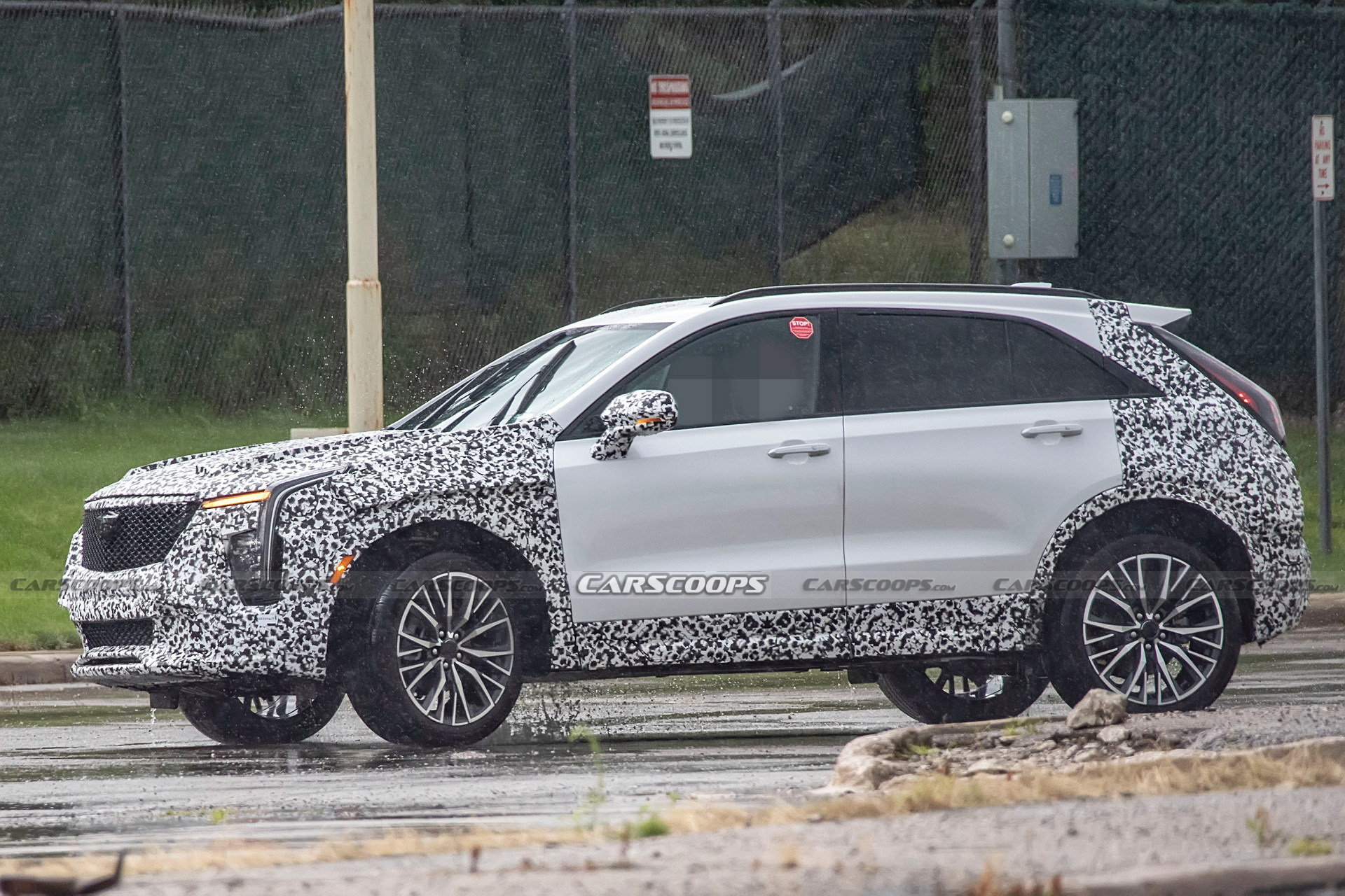 2024 Cadillac XT4 Facelift Shows Its Fancy LED Headlights