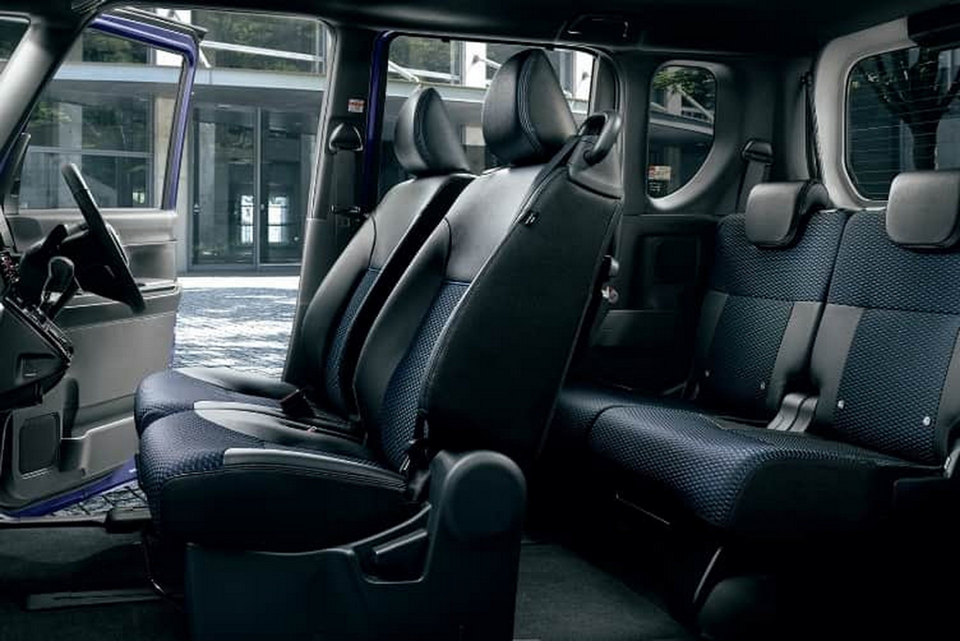 Daihatsu Tanto FunCross Is An Adventurous Kei Car For The Urban Jungle