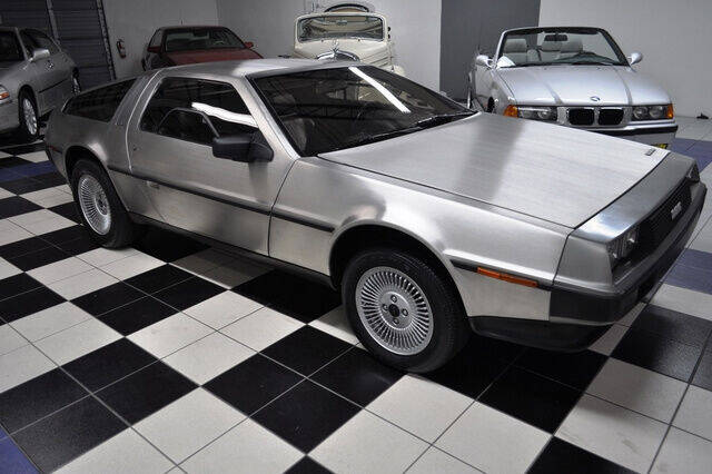 This Pristine DeLorean DMC-12 Has Been In Storage Since 1986