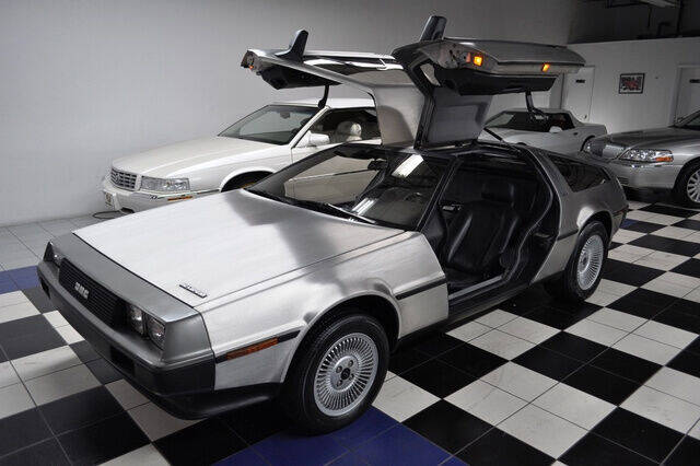 This Pristine DeLorean DMC-12 Has Been In Storage Since 1986