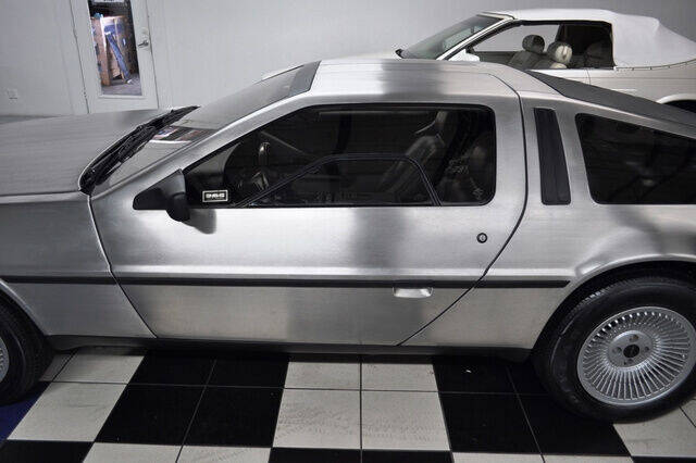 This Pristine DeLorean DMC-12 Has Been In Storage Since 1986