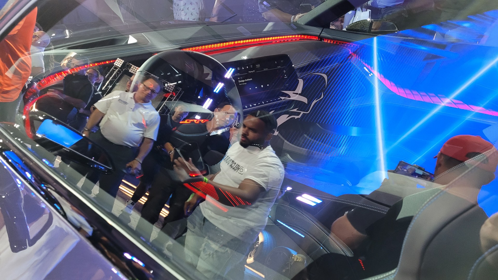 Dodge Charger Daytona SRT Concept EV Packs ‘Banshee’ Power And Retro Styling