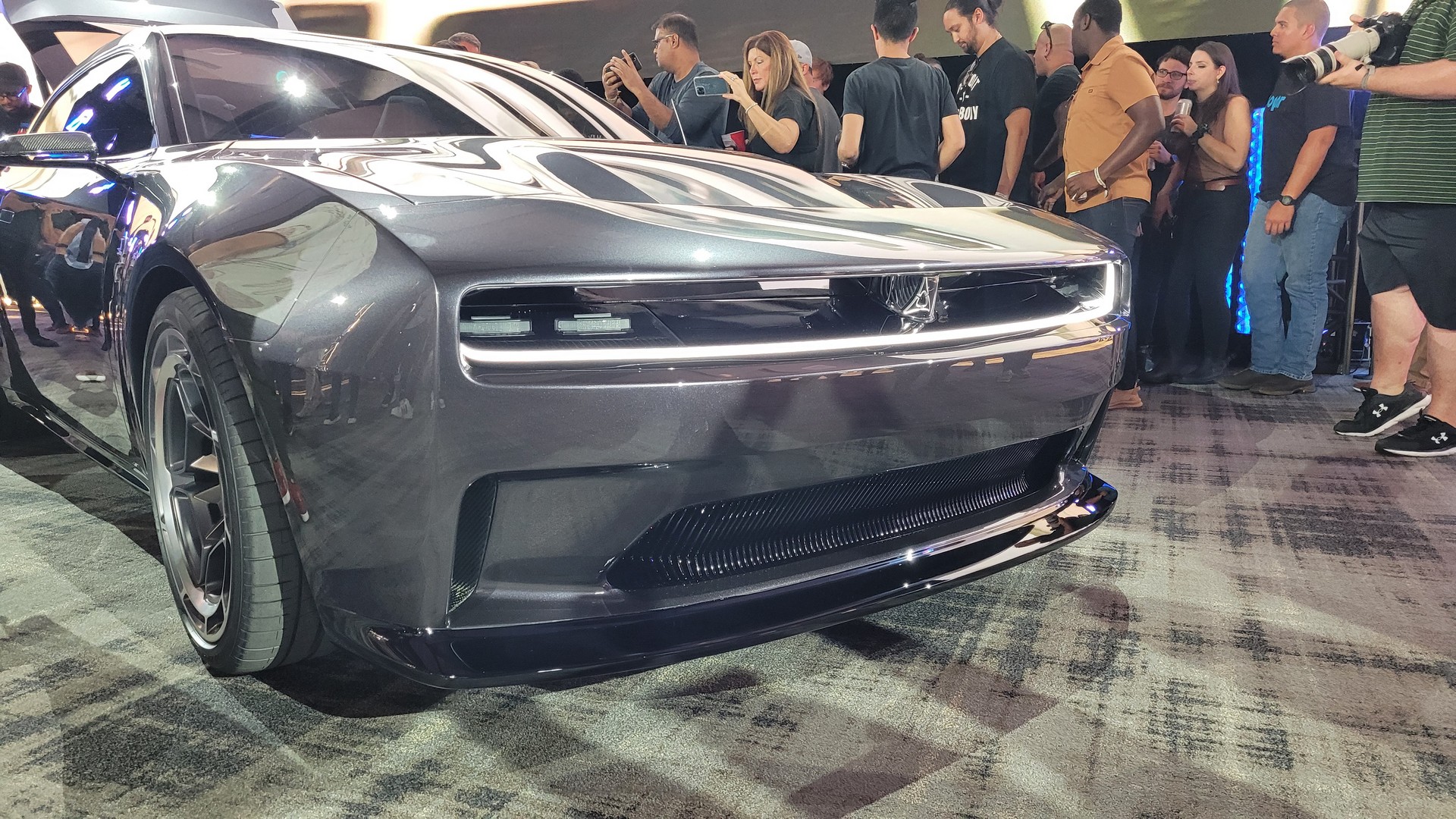 Dodge Charger Daytona SRT Concept EV Packs ‘Banshee’ Power And Retro Styling