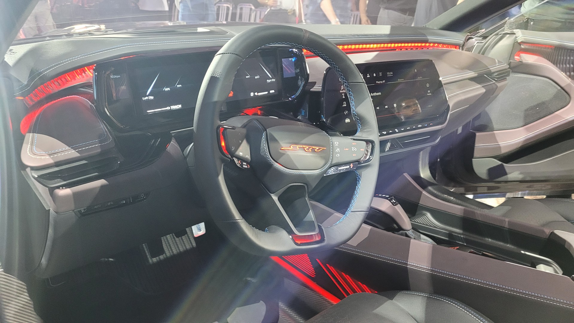 Dodge Charger Daytona SRT Concept EV Packs ‘Banshee’ Power And Retro Styling