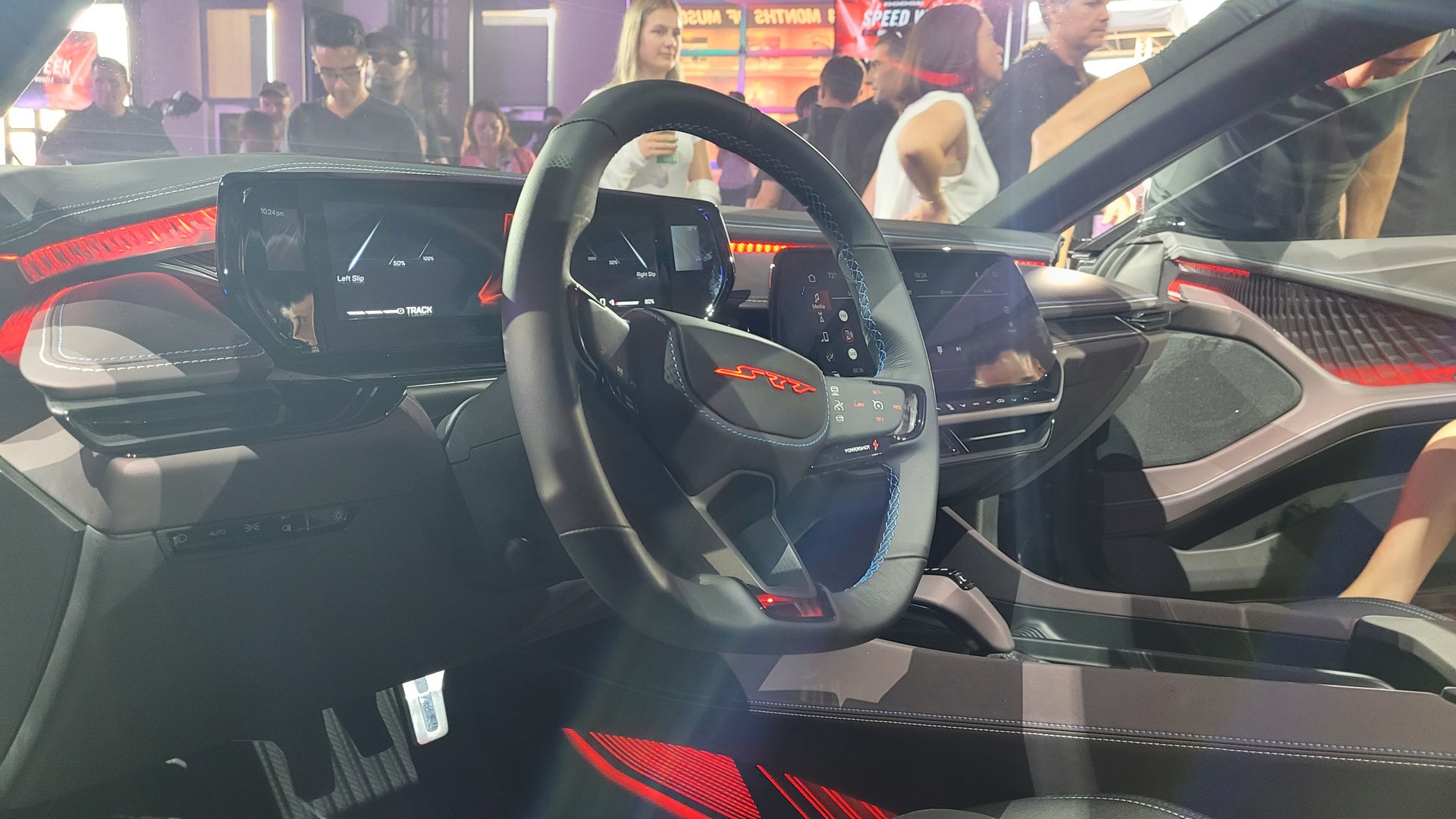 Dodge Charger Daytona SRT Concept EV Packs ‘Banshee’ Power And Retro Styling