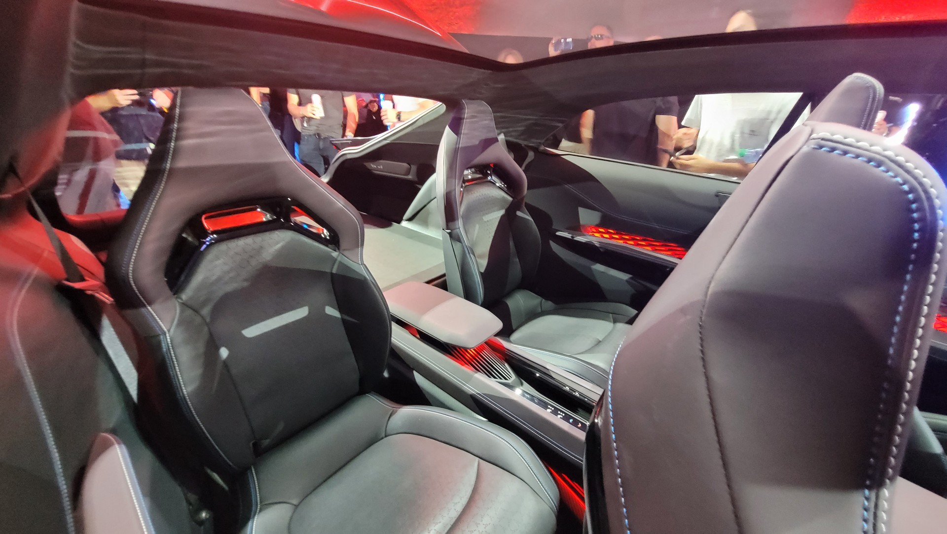 Dodge Charger Daytona SRT Concept EV Packs ‘Banshee’ Power And Retro Styling