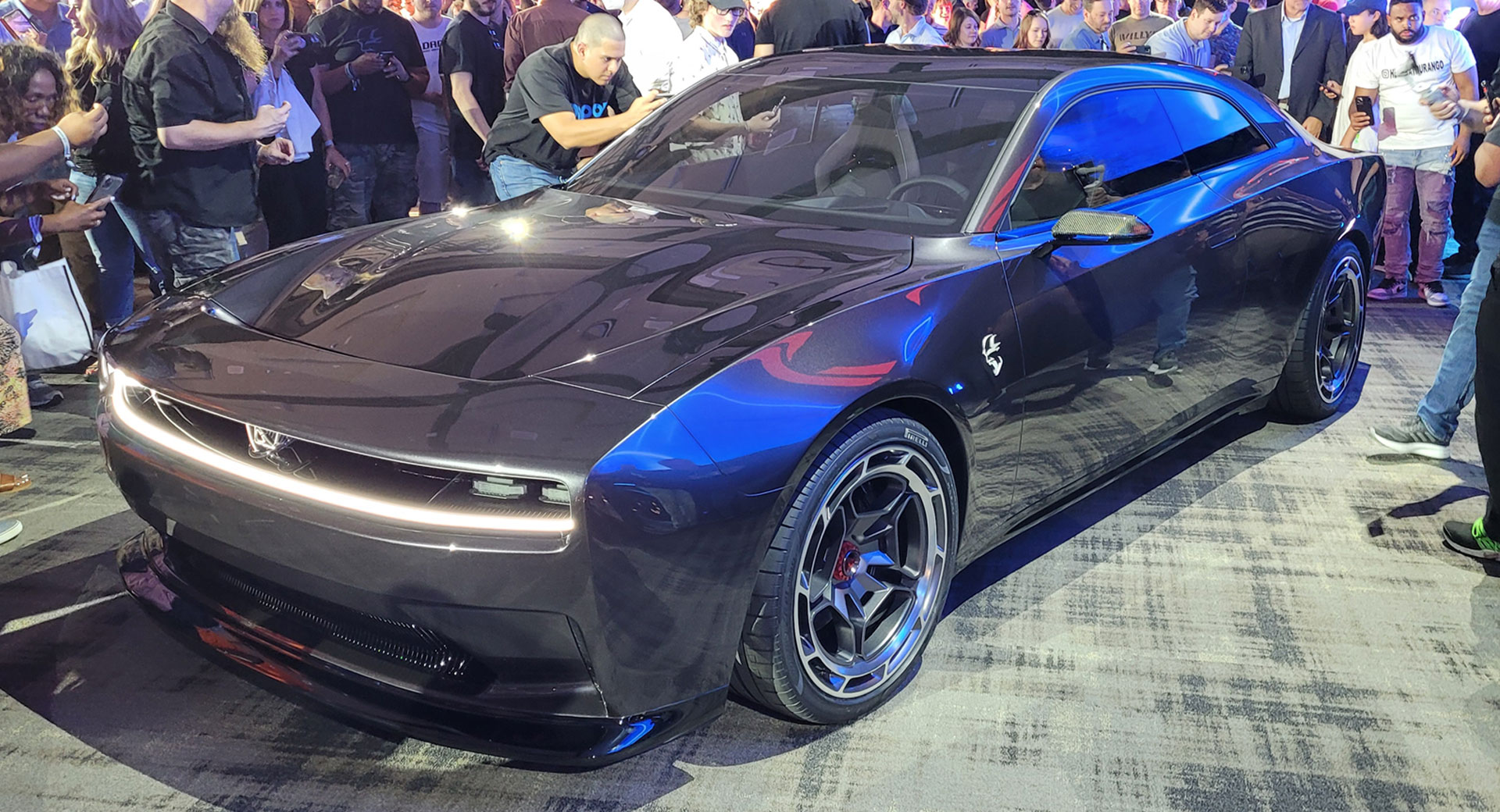 La Dodge Charger Daytona EV de production offrira plusieurs sorties, des modes de dérive et de traînée déverrouillables