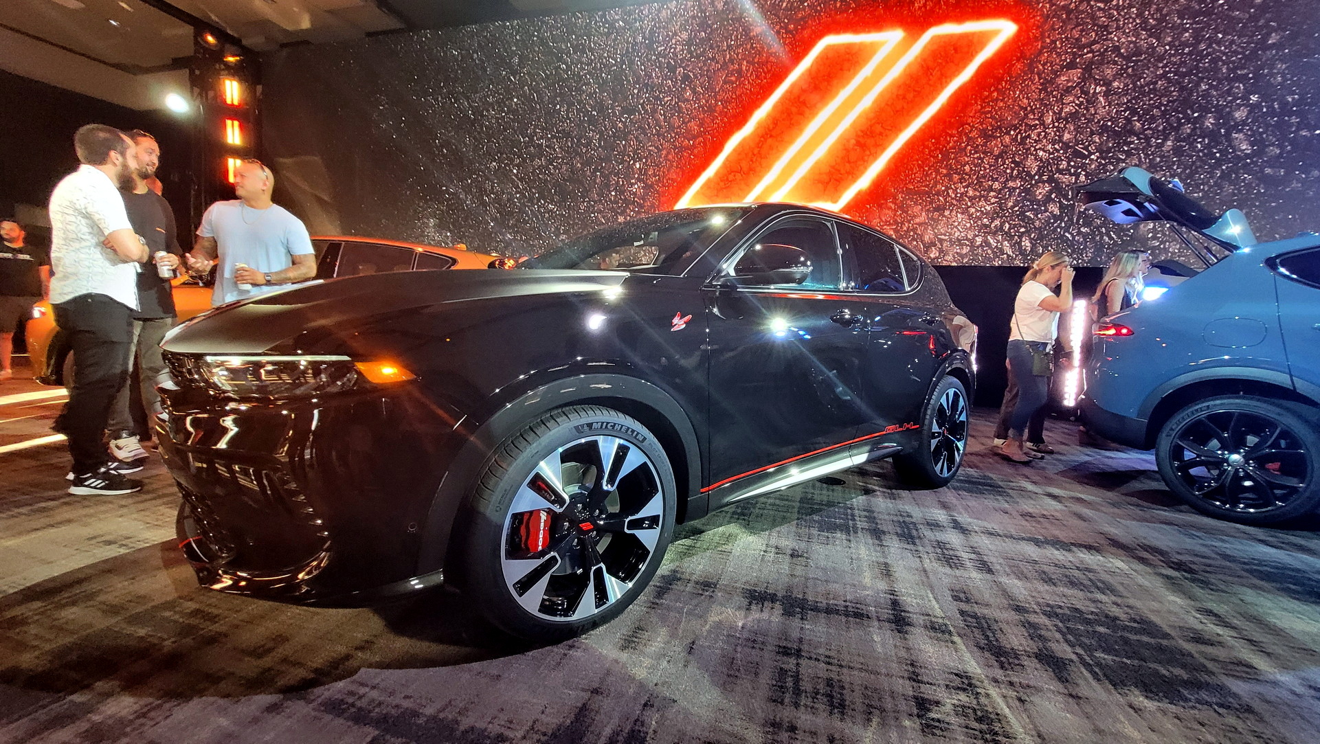 Dodge’s 2023 Hornet ‘Goes Like Hell’ Concept Previews Compact SUV’s Performance Parts