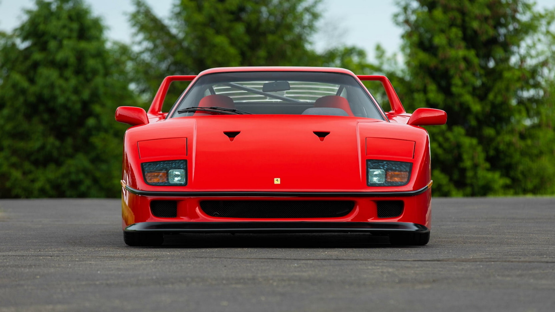 You Won’t Believe How Clean This 15,000-Mile 1990 Ferrari F40 Is