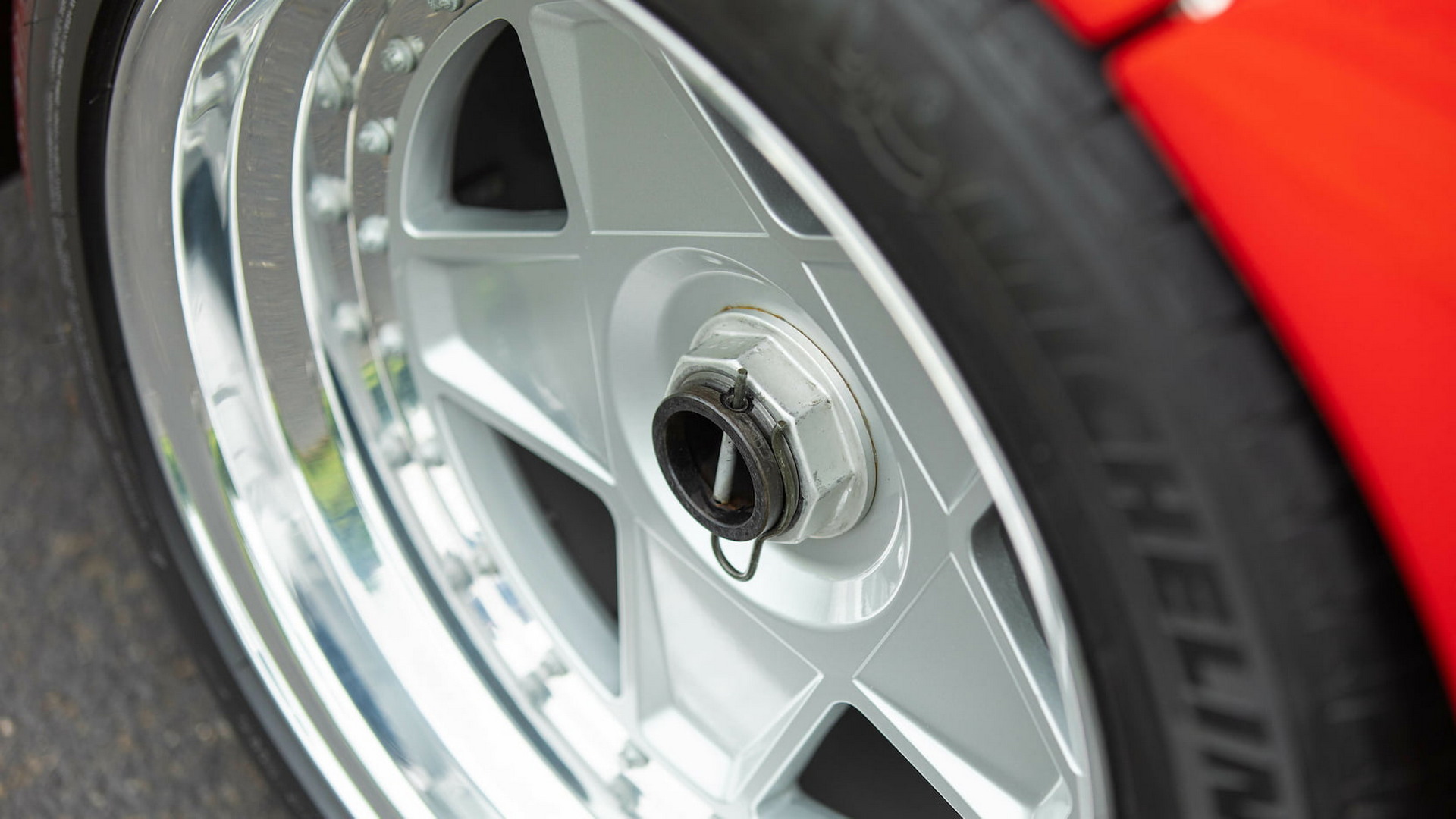 You Won’t Believe How Clean This 15,000-Mile 1990 Ferrari F40 Is