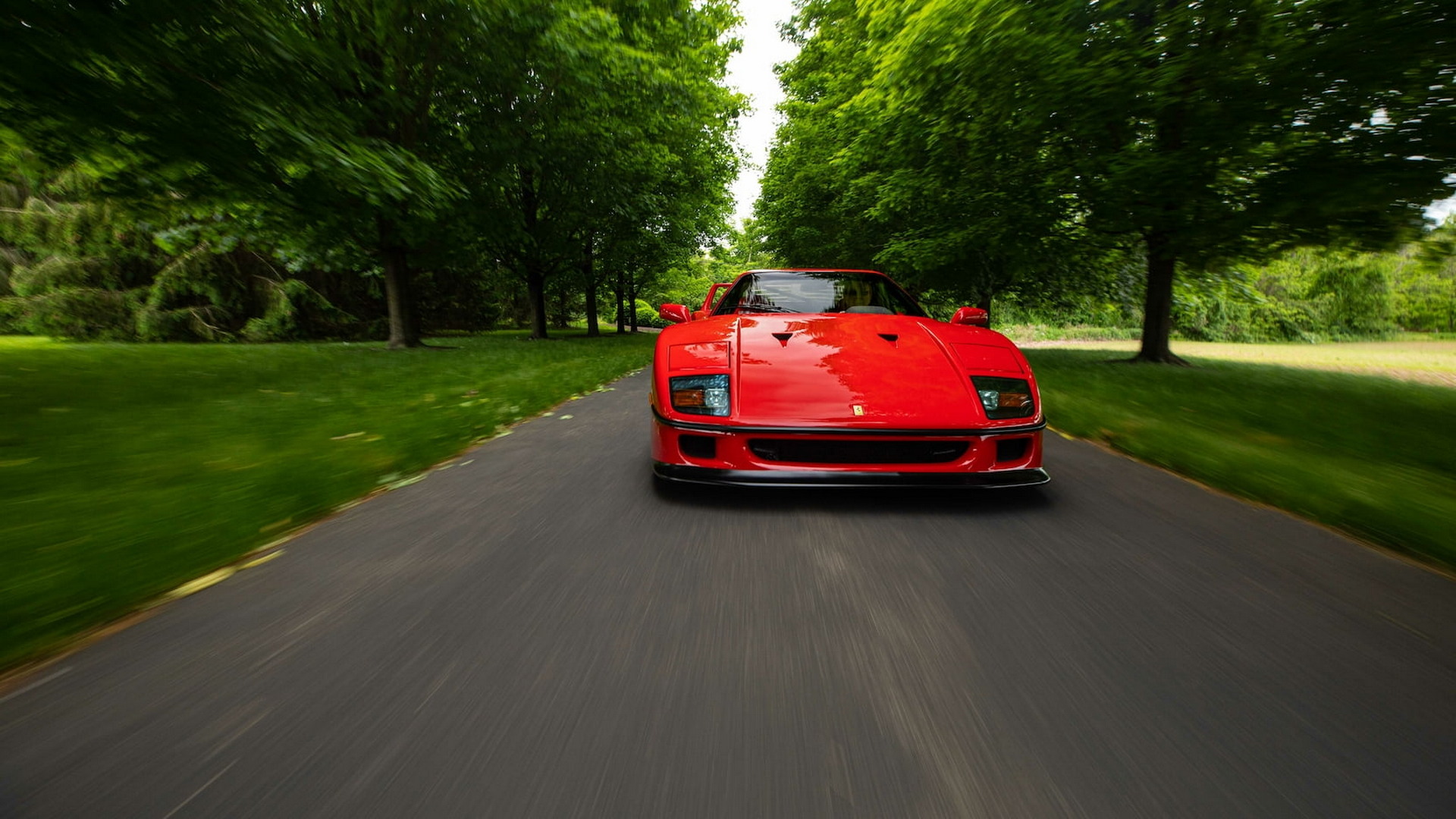 You Won’t Believe How Clean This 15,000-Mile 1990 Ferrari F40 Is