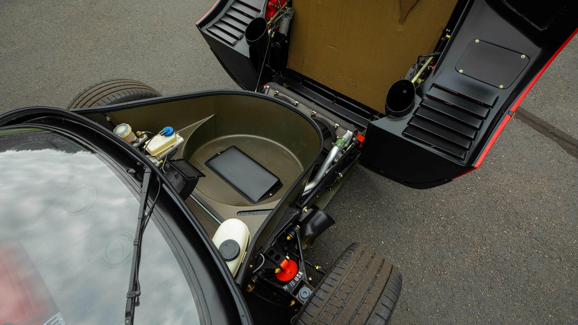 You Won’t Believe How Clean This 15,000-Mile 1990 Ferrari F40 Is