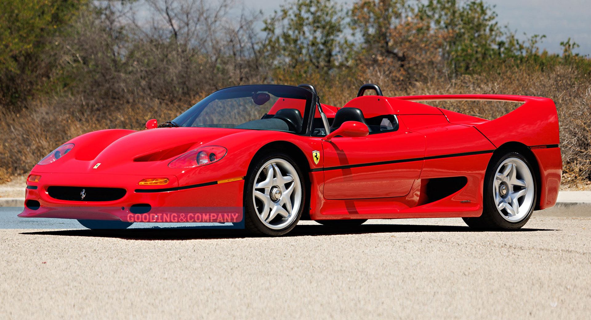 La vieille Ferrari F50 de Mike Tyson pourrait rapporter 5,5 millions de dollars