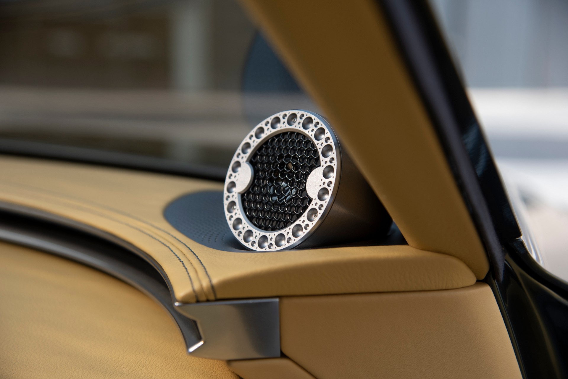 Genesis X Speedium Coupe Concept Shows Its Minimalist Interior