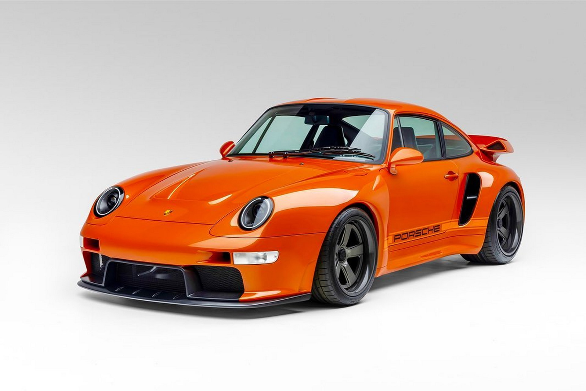 Gunther Werks Project Tornado Is A Carbon-Bodied Porsche 993 Turbo Restomod With Up To 700 HP