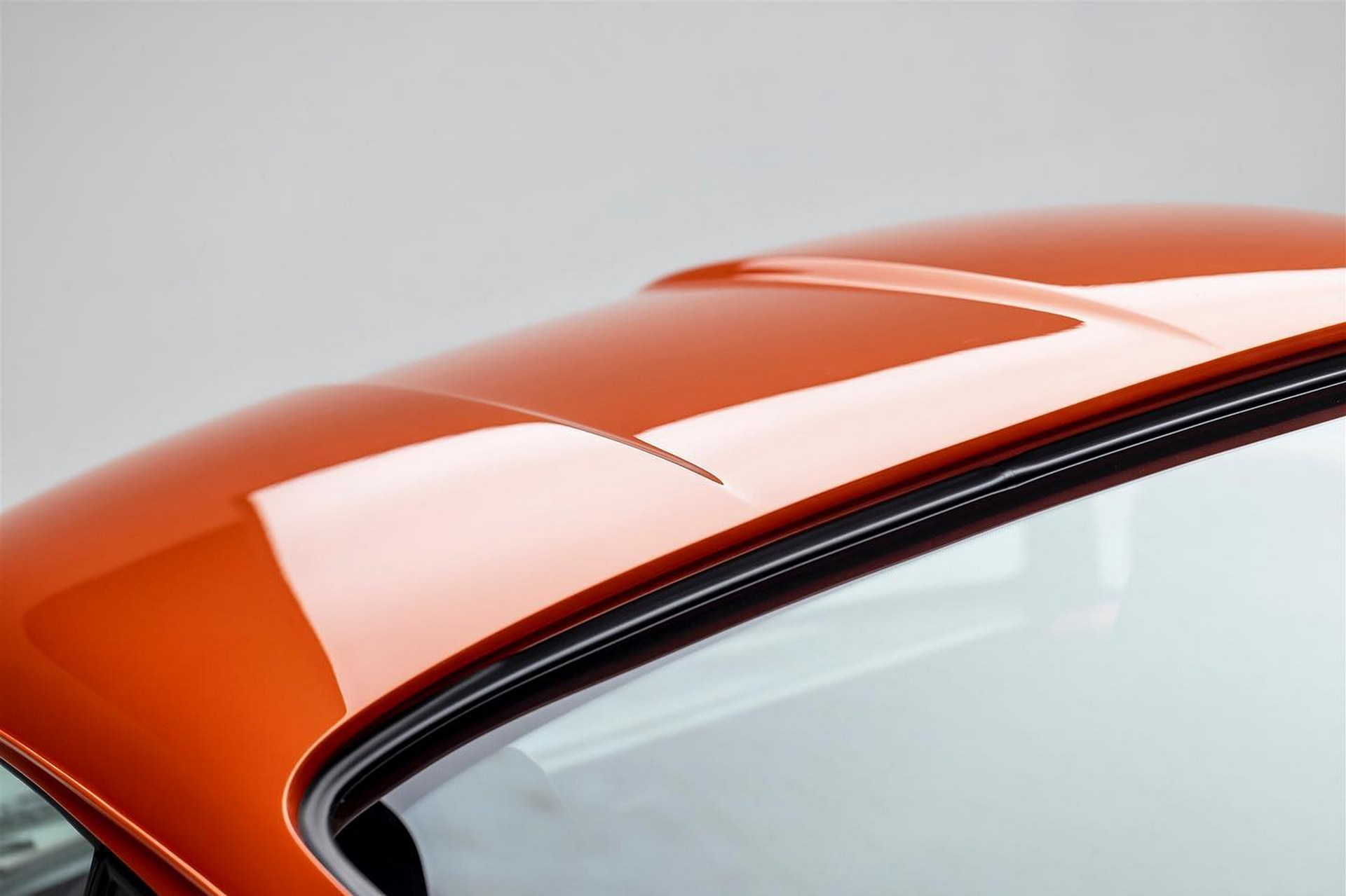 Gunther Werks Project Tornado Is A Carbon-Bodied Porsche 993 Turbo Restomod With Up To 700 HP